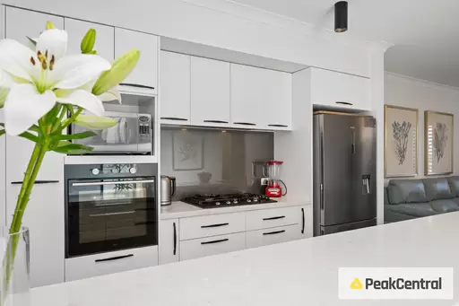 3/21 Hardy St, South Perth Sold by Peak Central Property Group