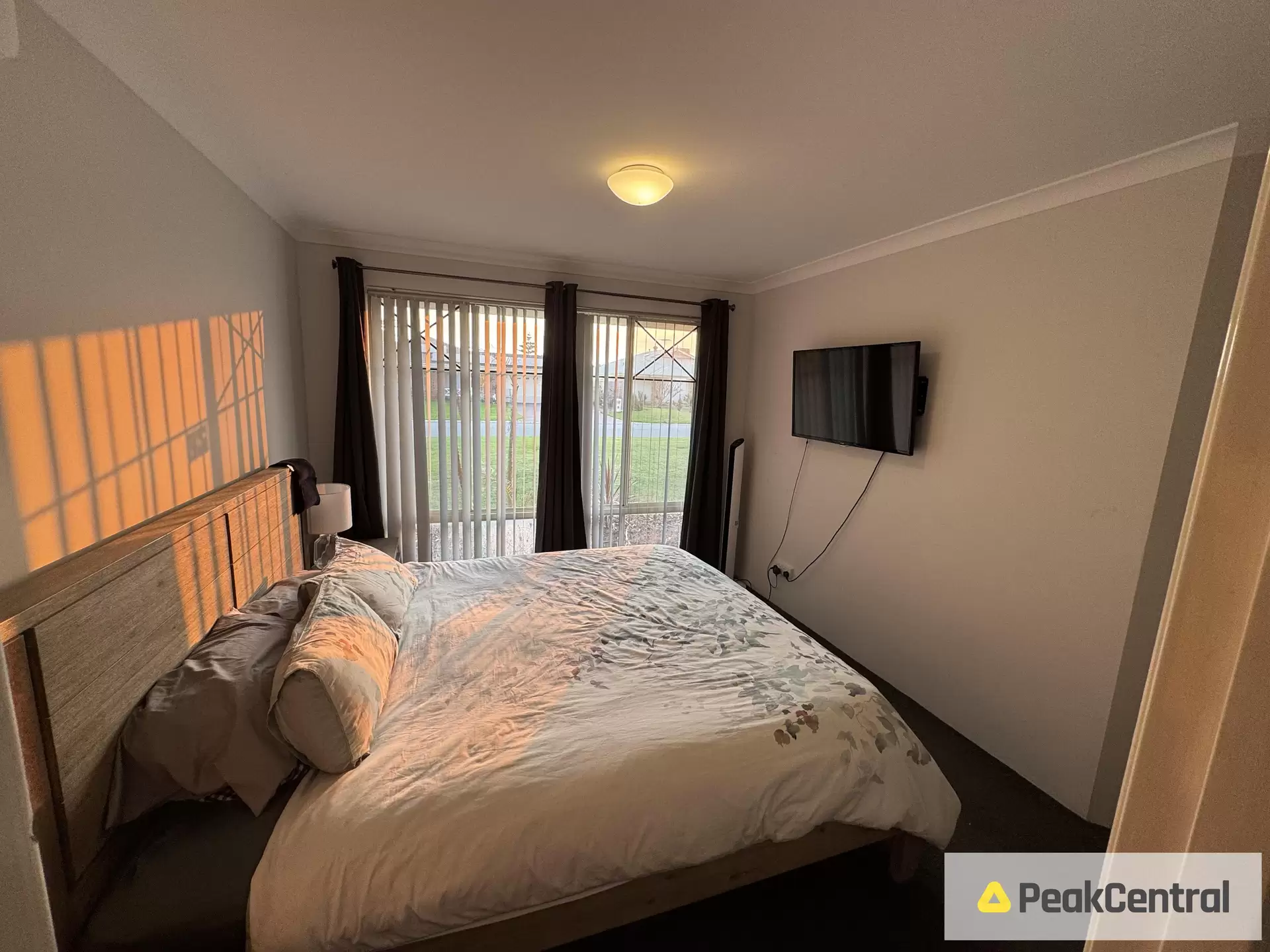 17 St Andrews Loop, Cooloongup Sold by Peak Central Property Group - image 1