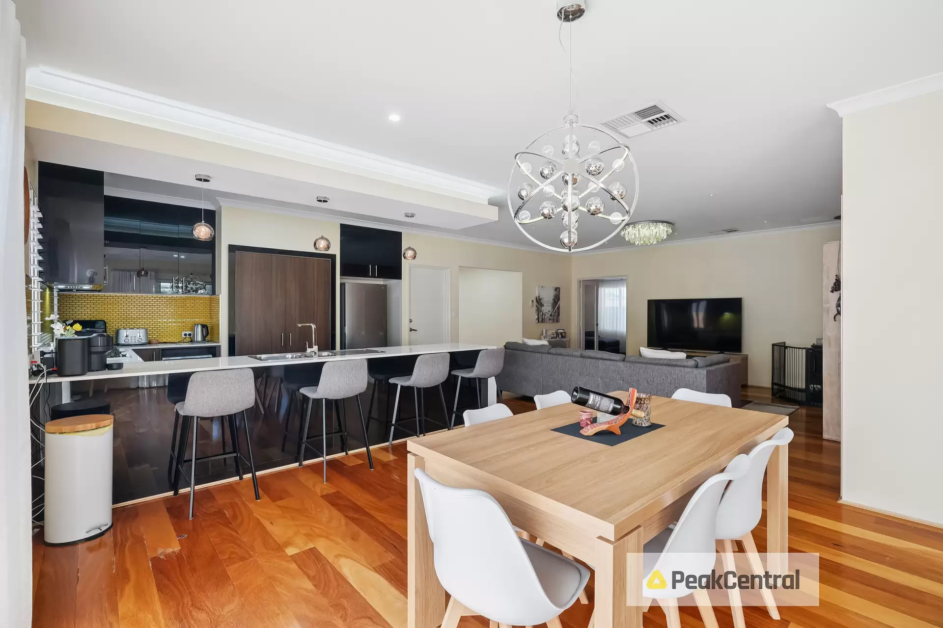 10 Hermitage View, Secret Harbour Sold by Peak Central Property Group - image 1
