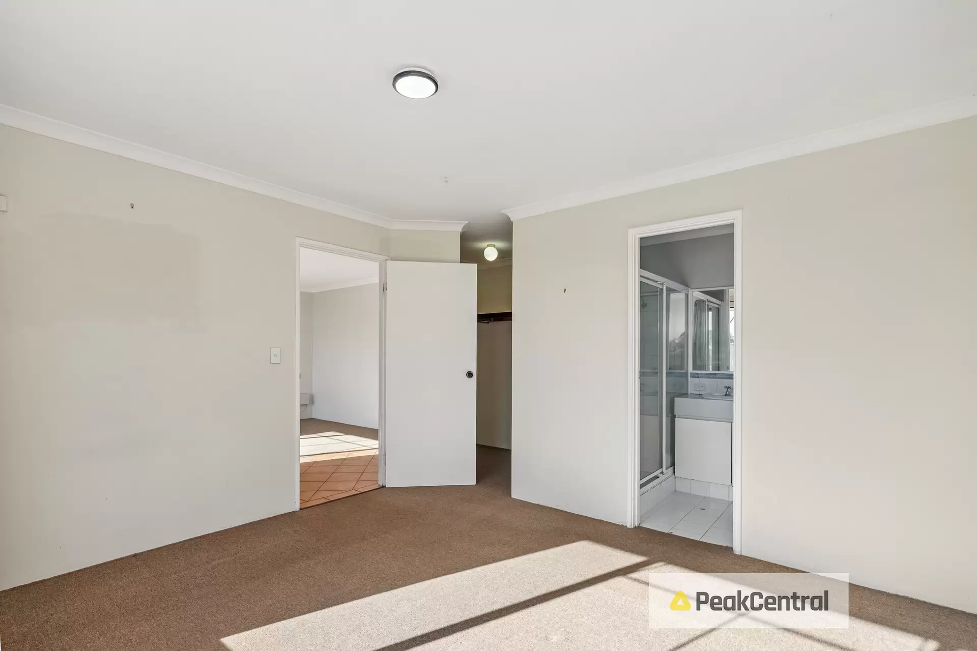 9 Flores Place, Waikiki Sold by Peak Central Property Group - image 1