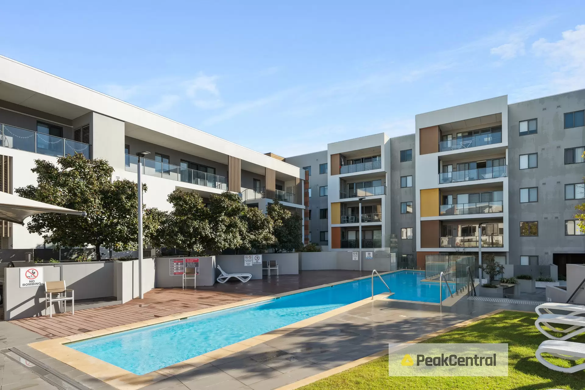 30/1 Stockton Bend, Cockburn Central Sold by Peak Central Property Group - image 1