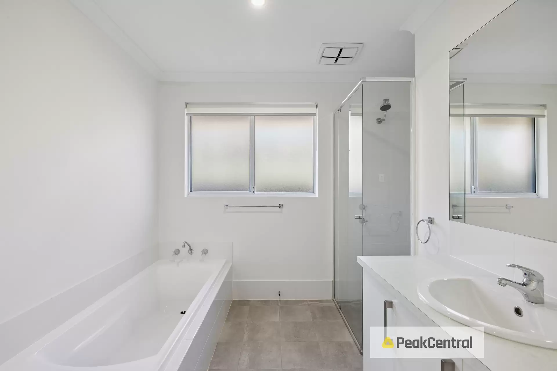 30 Wintergreen Crescent, Treeby Sold by Peak Central Property Group - image 1