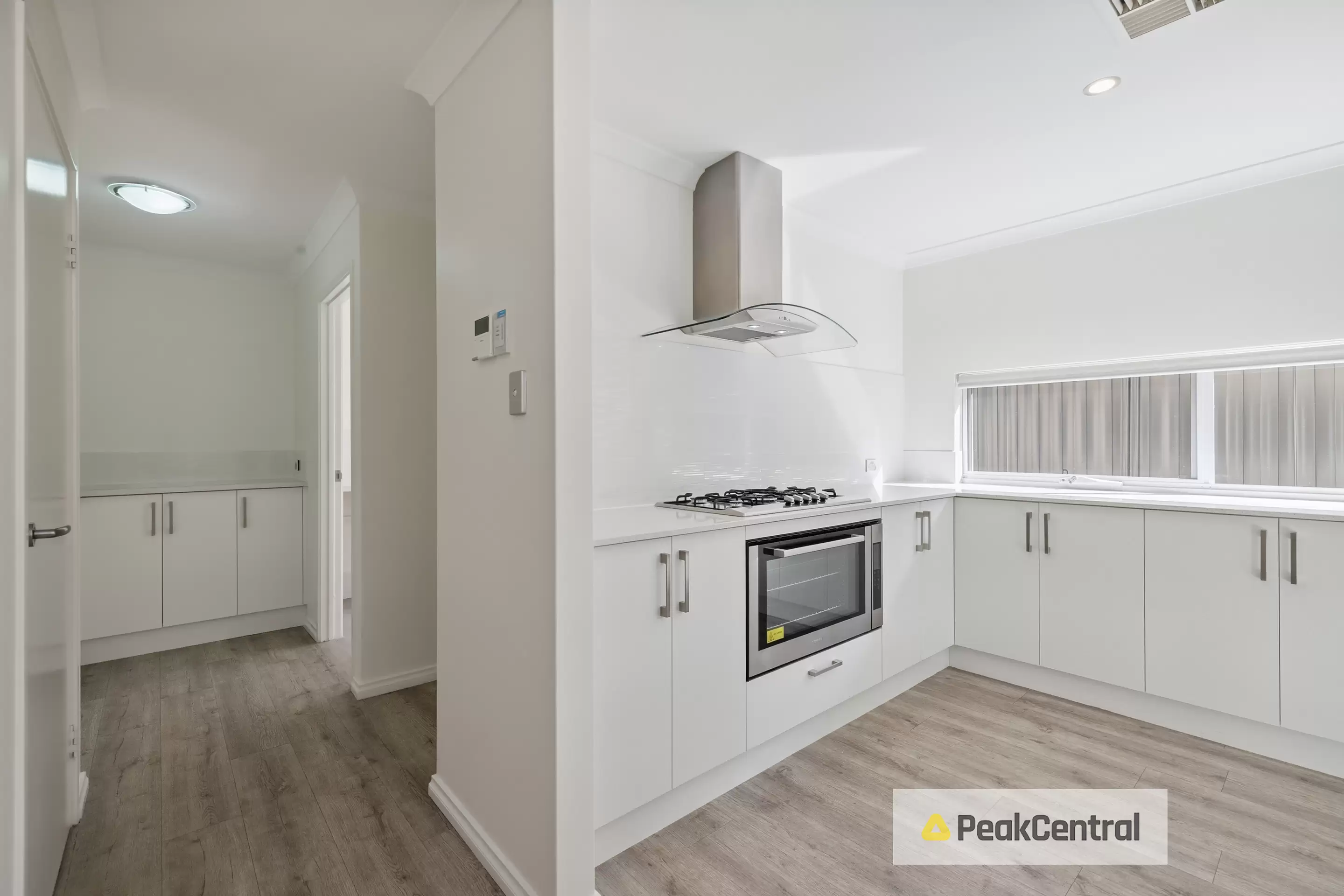 30 Wintergreen Crescent, Treeby Sold by Peak Central Property Group - image 3