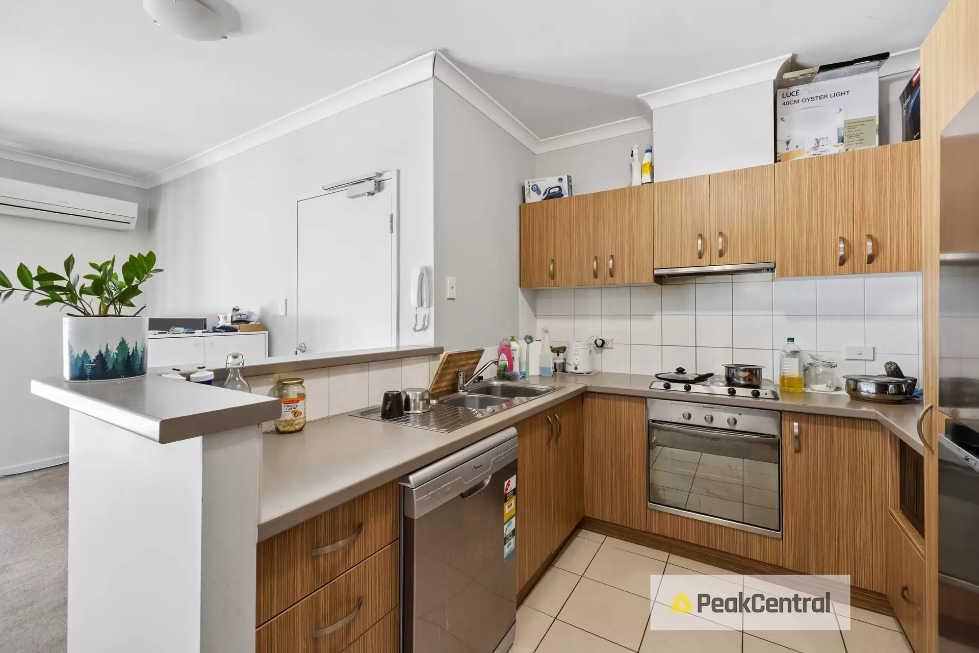 24/105 Wentworth Parade, Success Sold by Peak Central Property Group - image 1