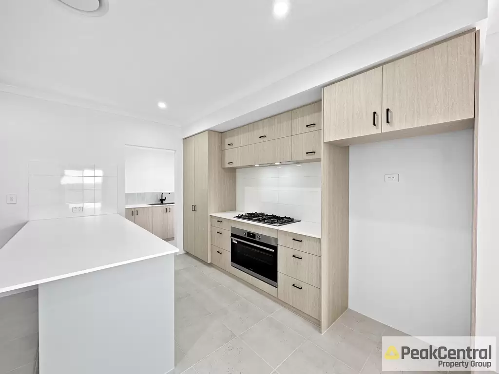 10 Sardinia Place, Hammond Park Leased by Peak Central Property Group