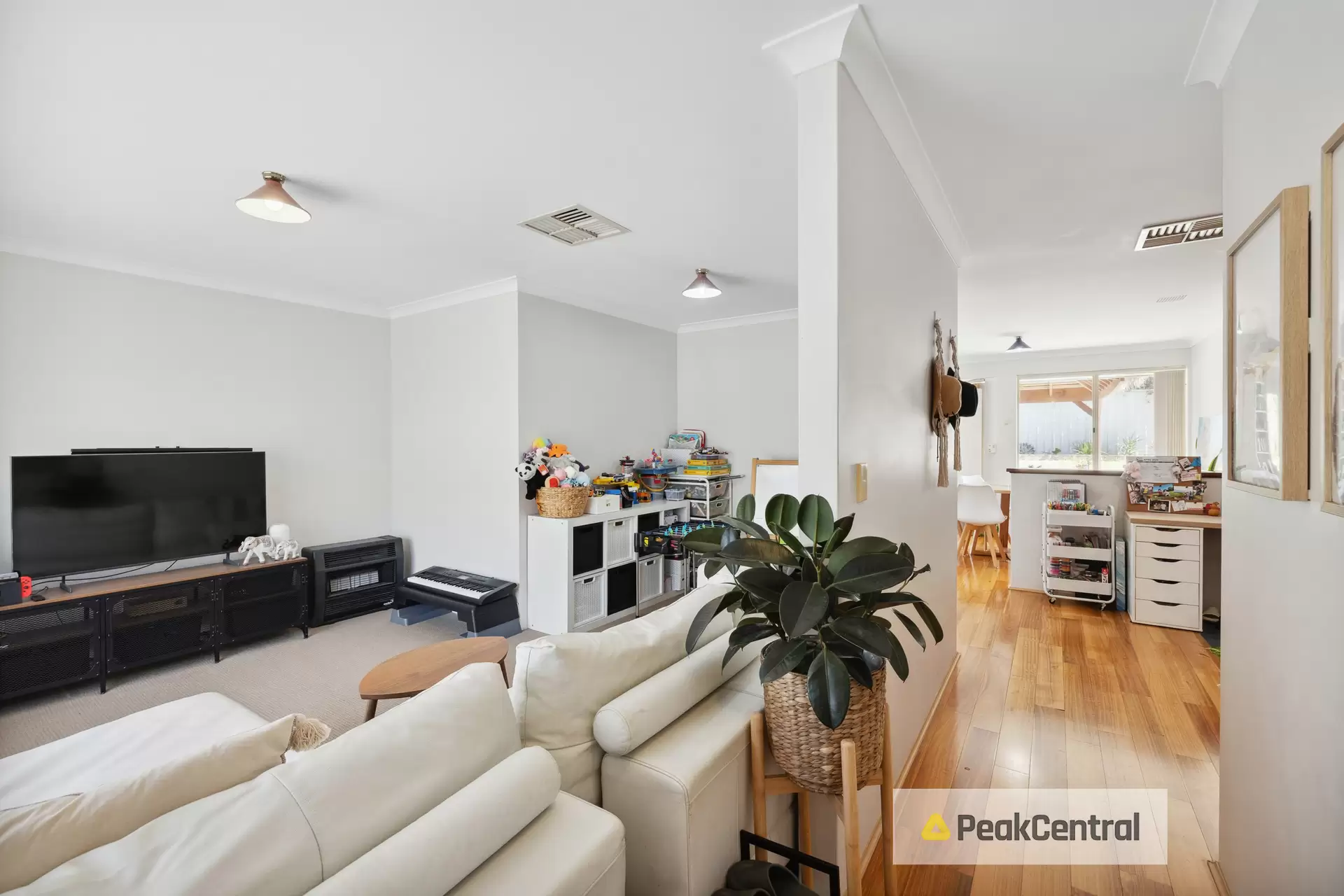 13 Stuart Court, Bateman Sold by Peak Central Property Group - image 1