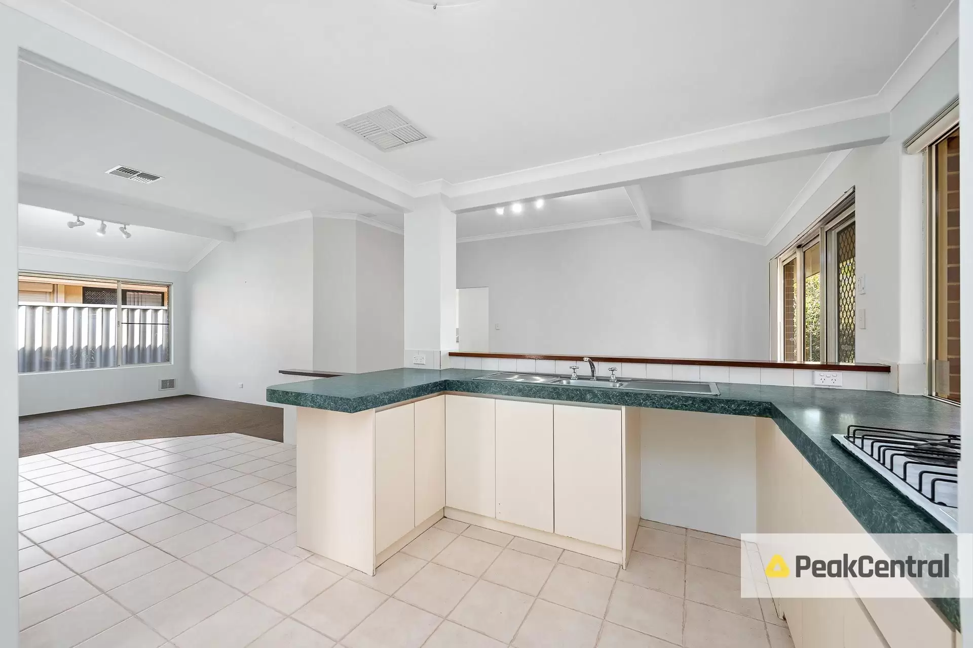 24 Freshwater Drive, Atwell Sold by Peak Central Property Group - image 6