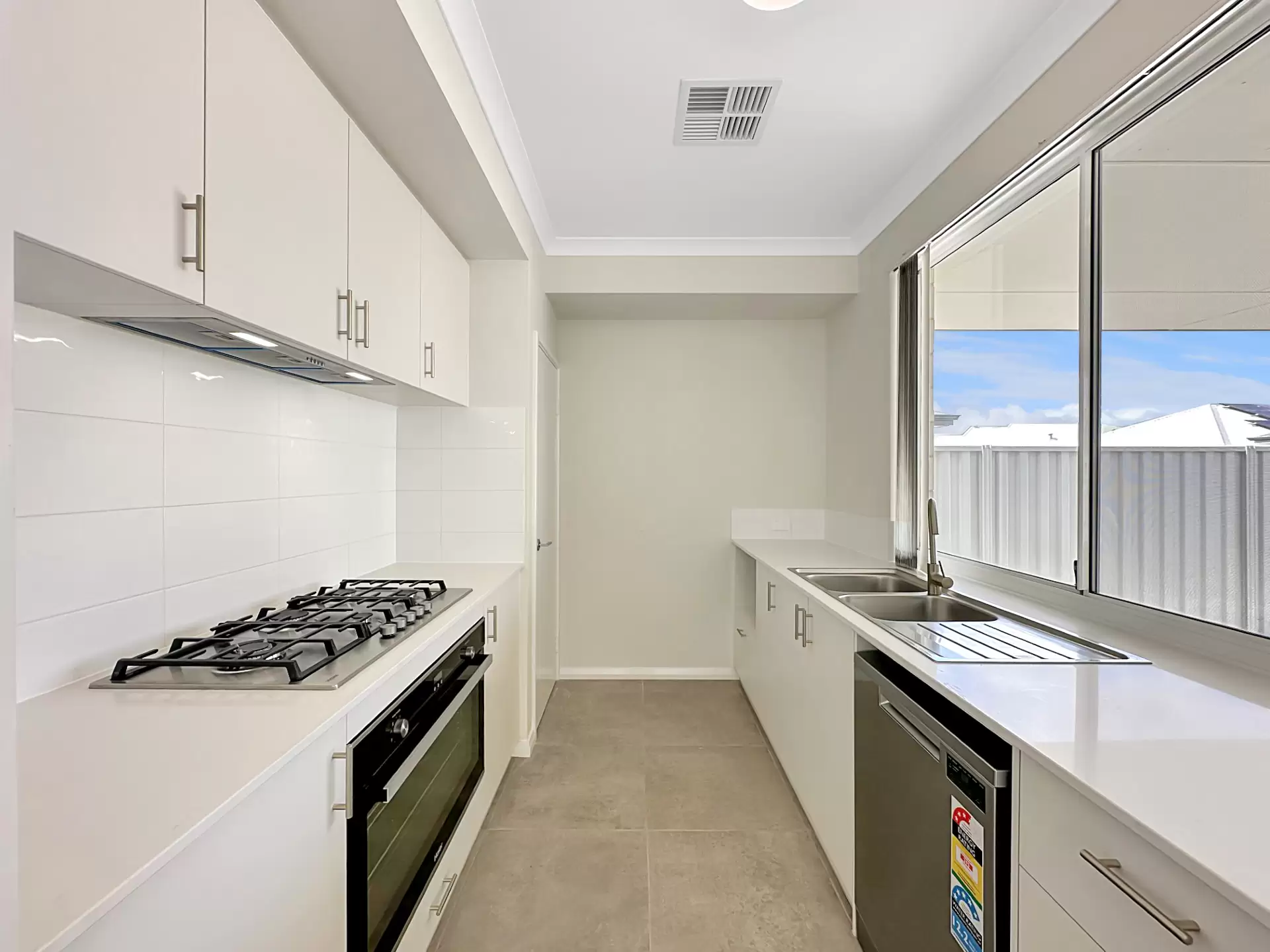 8 Caesars Way, Brabham Leased by Peak Central Property Group - image 3