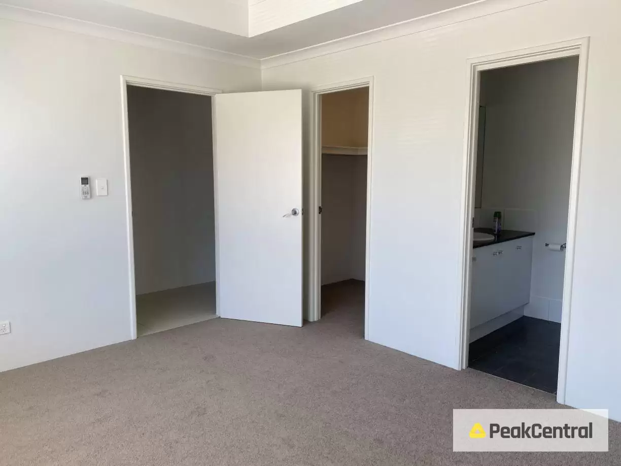 3/6 Papillon Road, Success Leased by Peak Central Property Group - image 3
