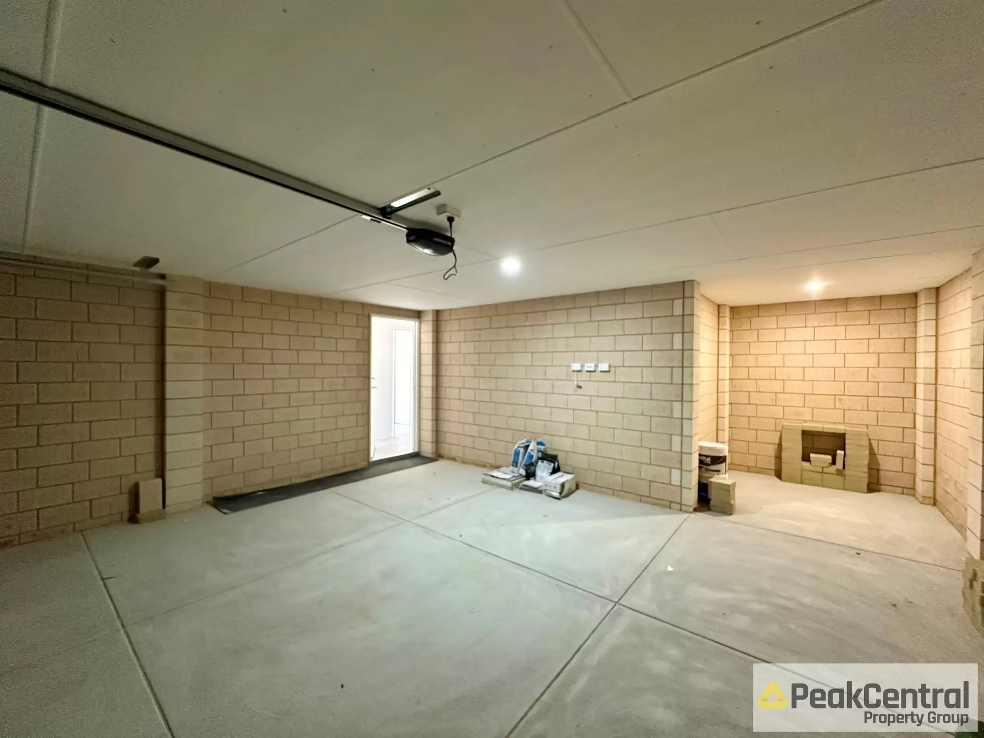 33 Navajo Road, Karnup Leased by Peak Central Property Group - image 1