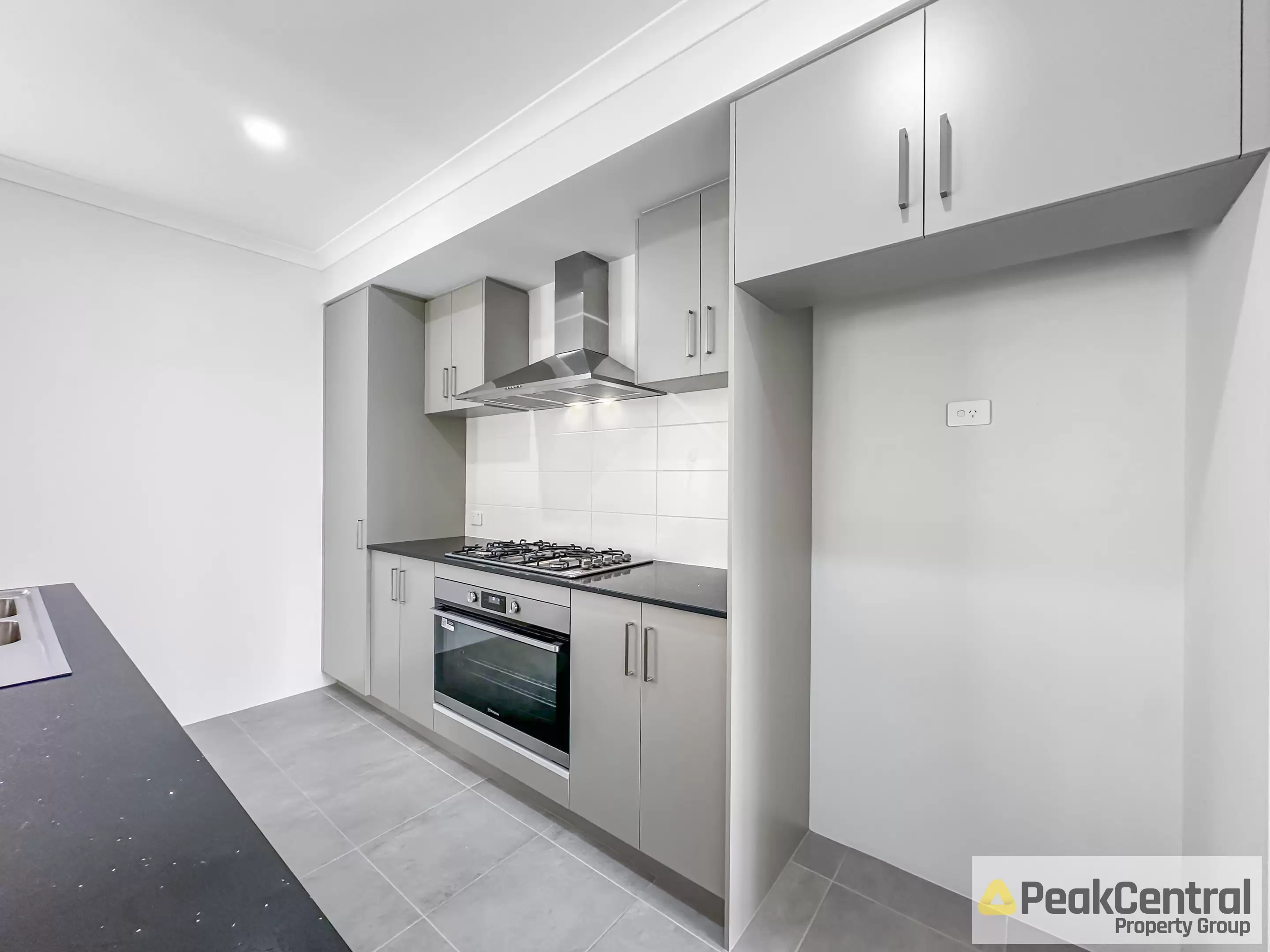 33 Navajo Road, Karnup Leased by Peak Central Property Group - image 5
