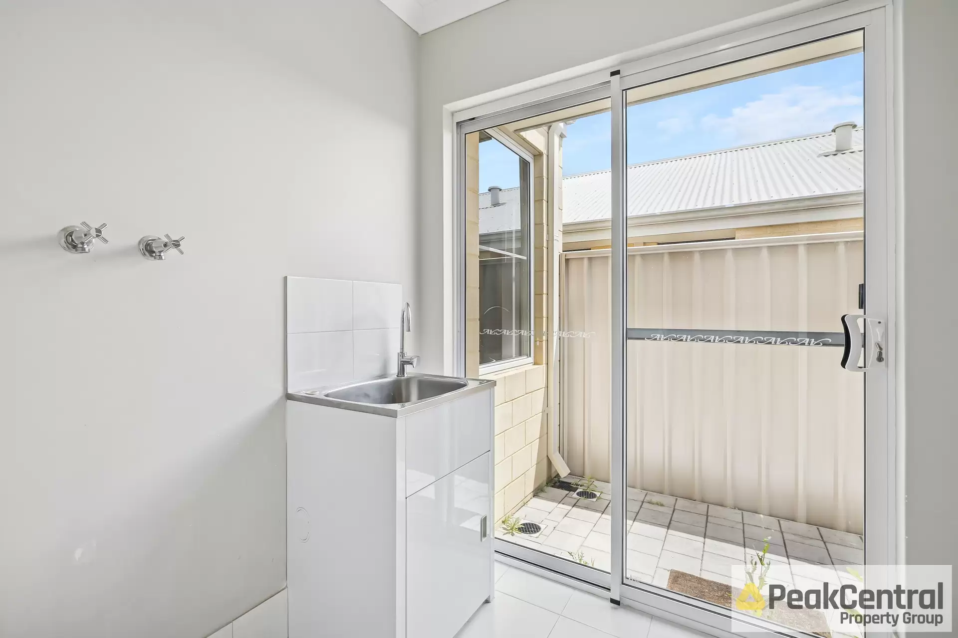 4 Exbury Lane, Success Sold by Peak Central Property Group - image 1