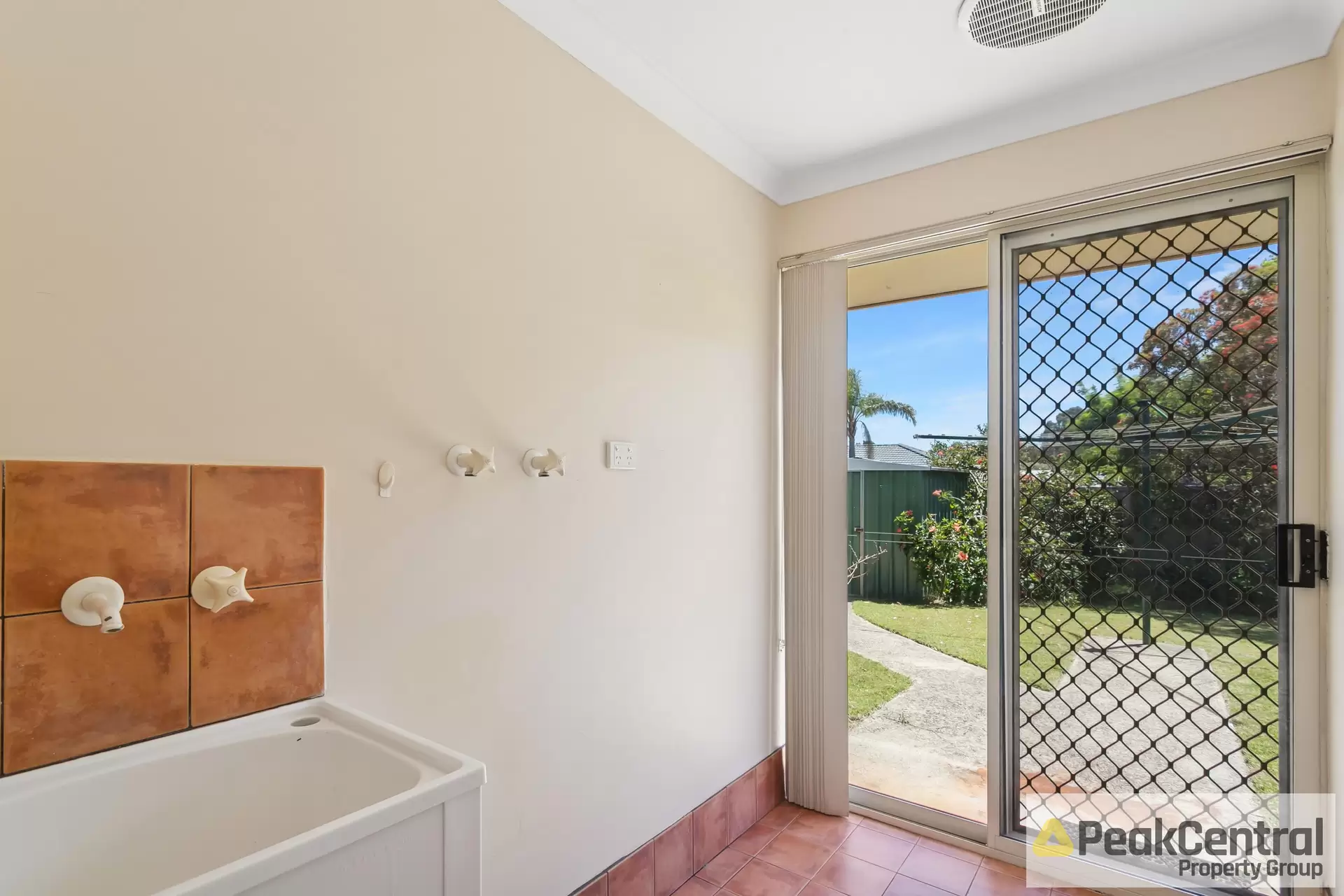 17 Derwent Crescent, Success Sold by Peak Central Property Group - image 1