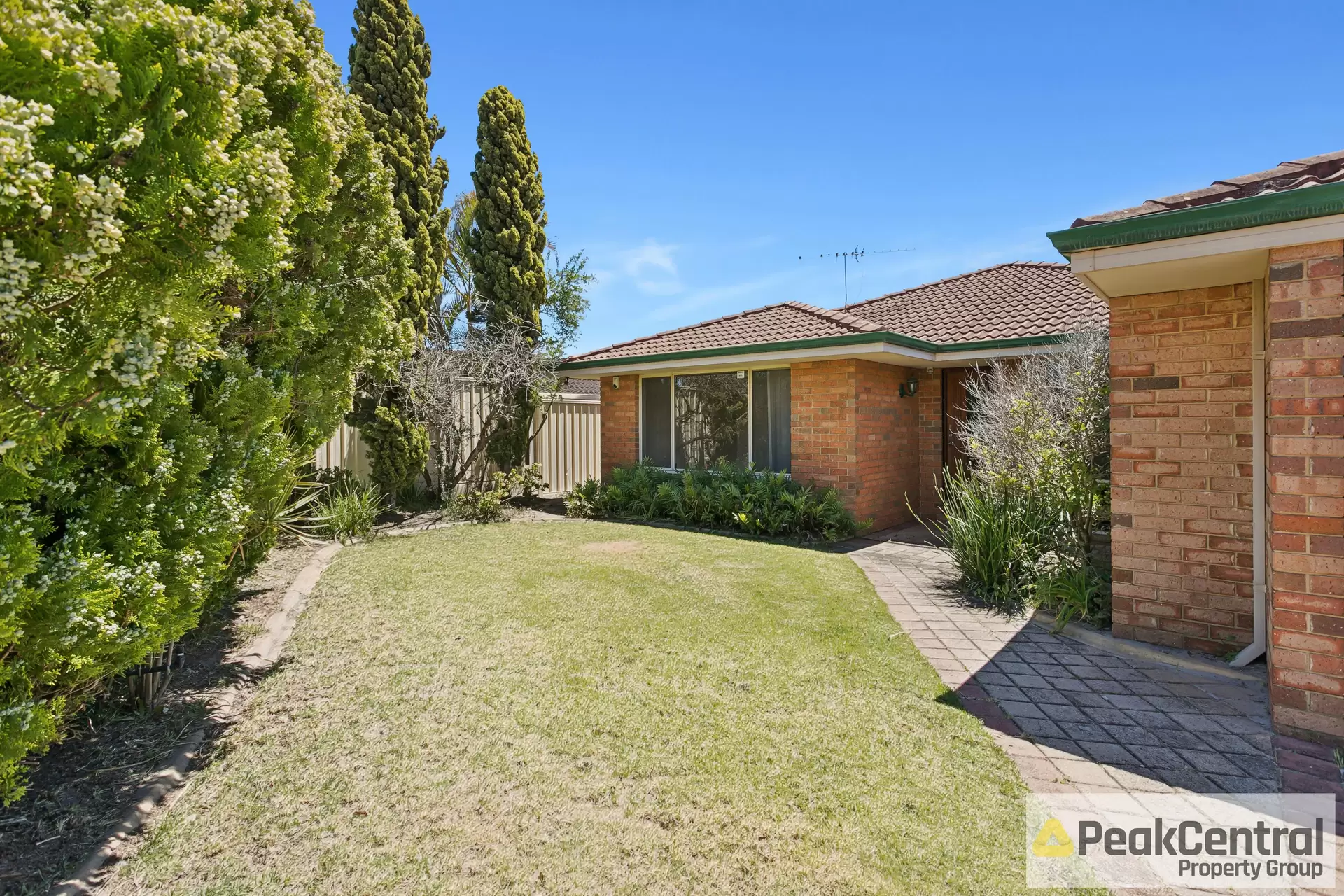 17 Derwent Crescent, Success Sold by Peak Central Property Group - image 1