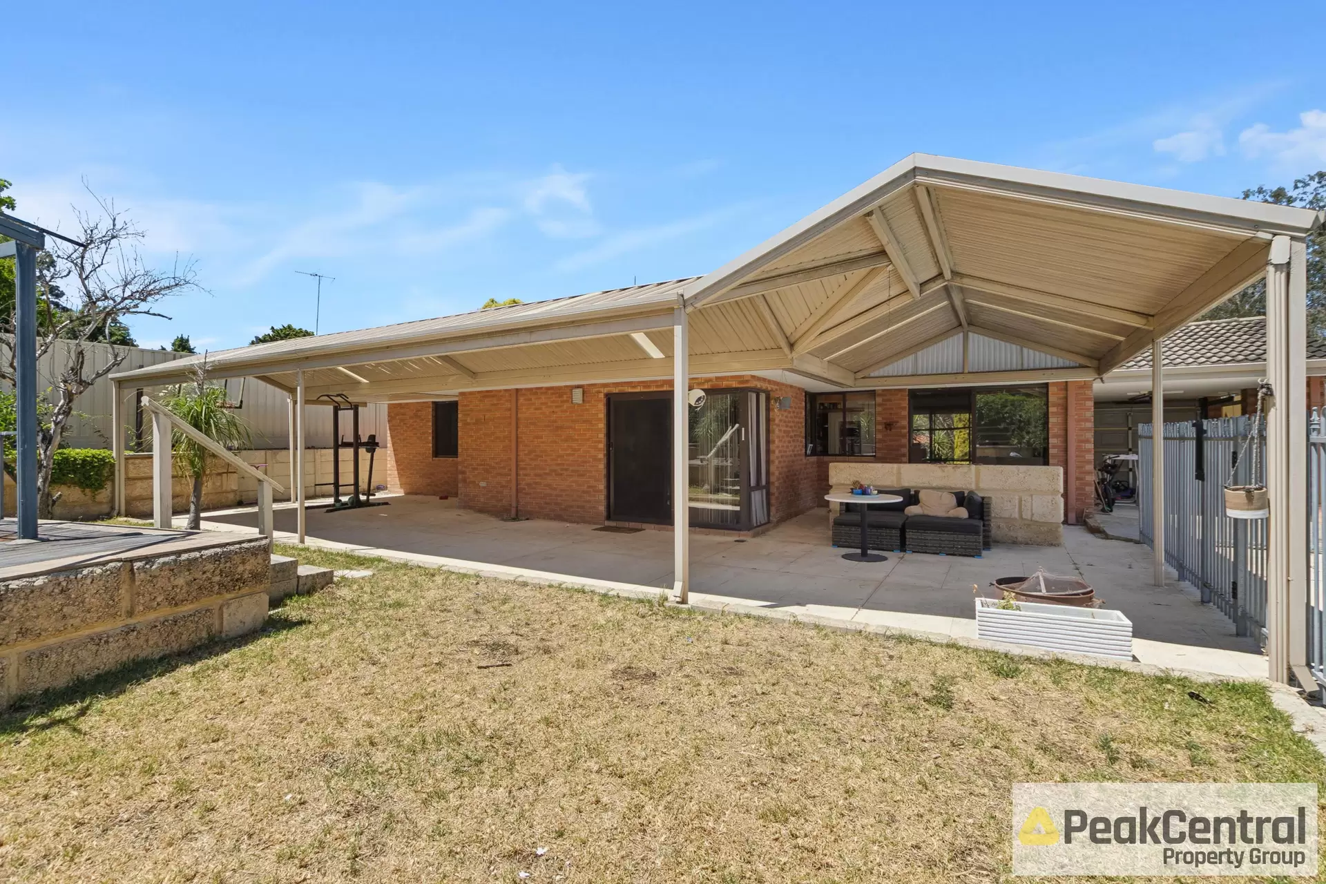 1 Robertson Place, Bibra Lake Sold by Peak Central Property Group - image 1