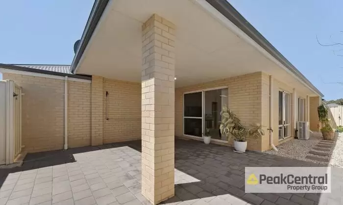 1 Payanna Grange, Lakelands Leased by Peak Central Property Group - image 12