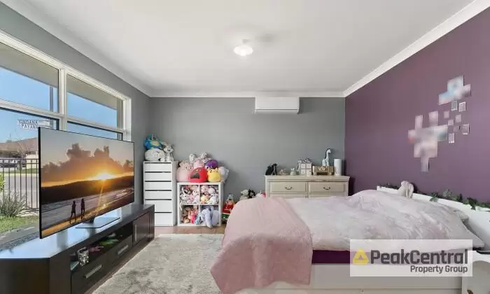 1 Payanna Grange, Lakelands Leased by Peak Central Property Group - image 3