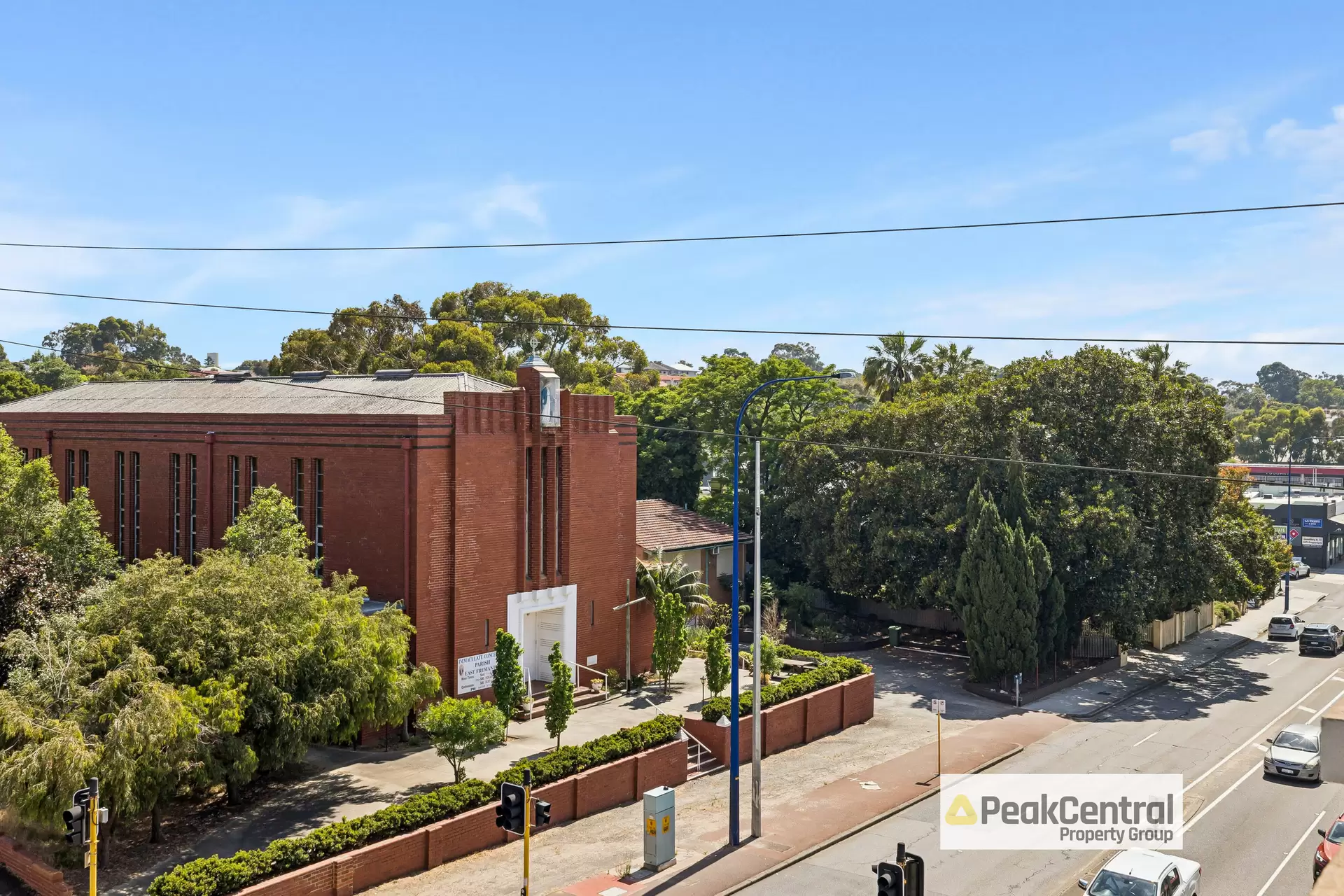 72/1 Silas Street, East Fremantle Sold by Peak Central Property Group - image 1