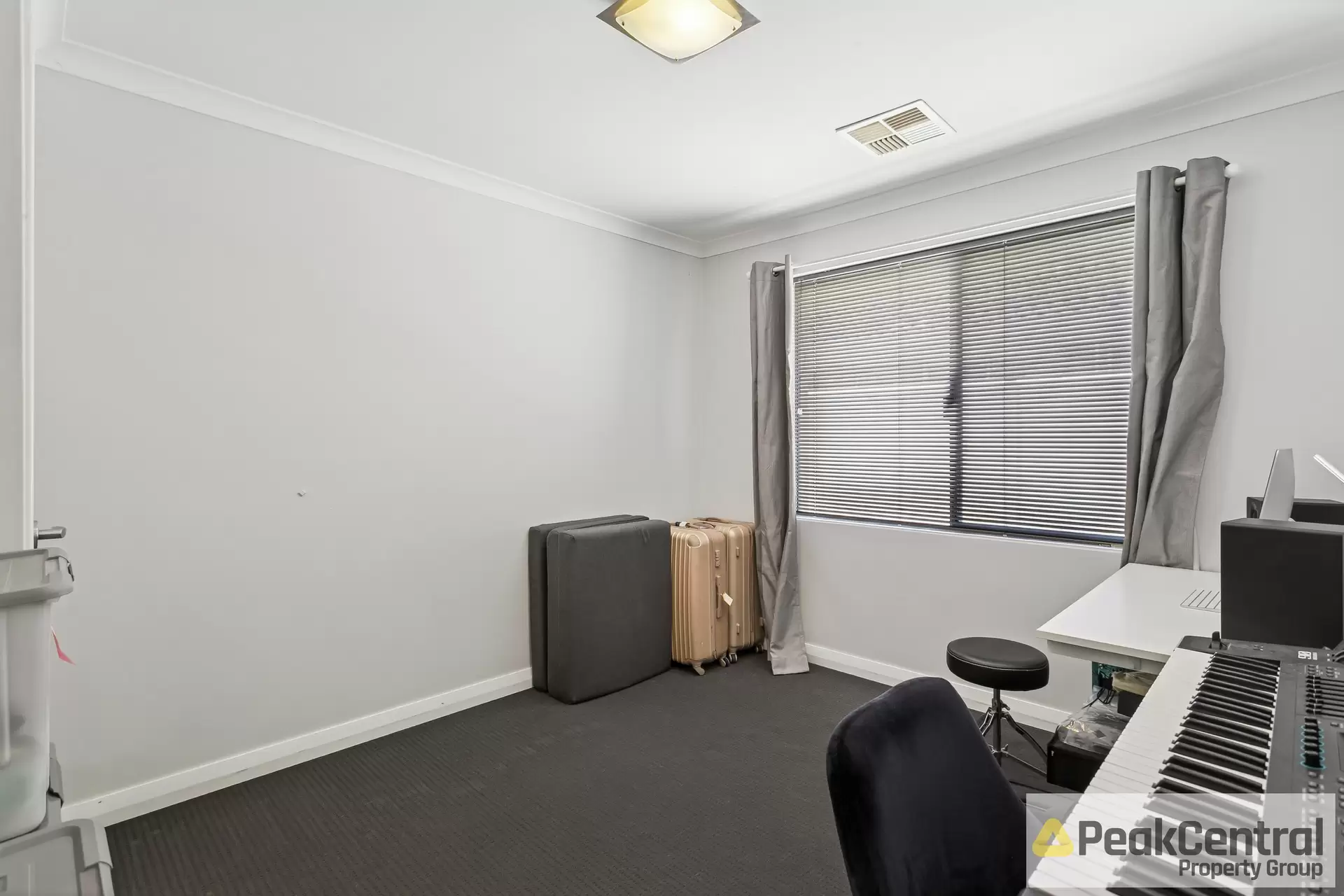 36 Twilight Mews, Aubin Grove Sold by Peak Central Property Group - image 1