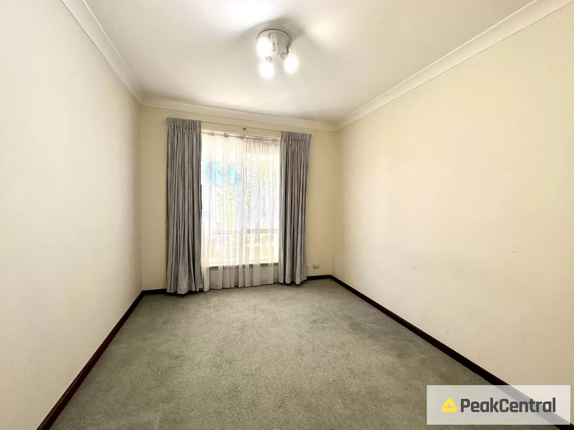 8 Kearsley Rise, Murdoch Leased by Peak Central Property Group - image 1