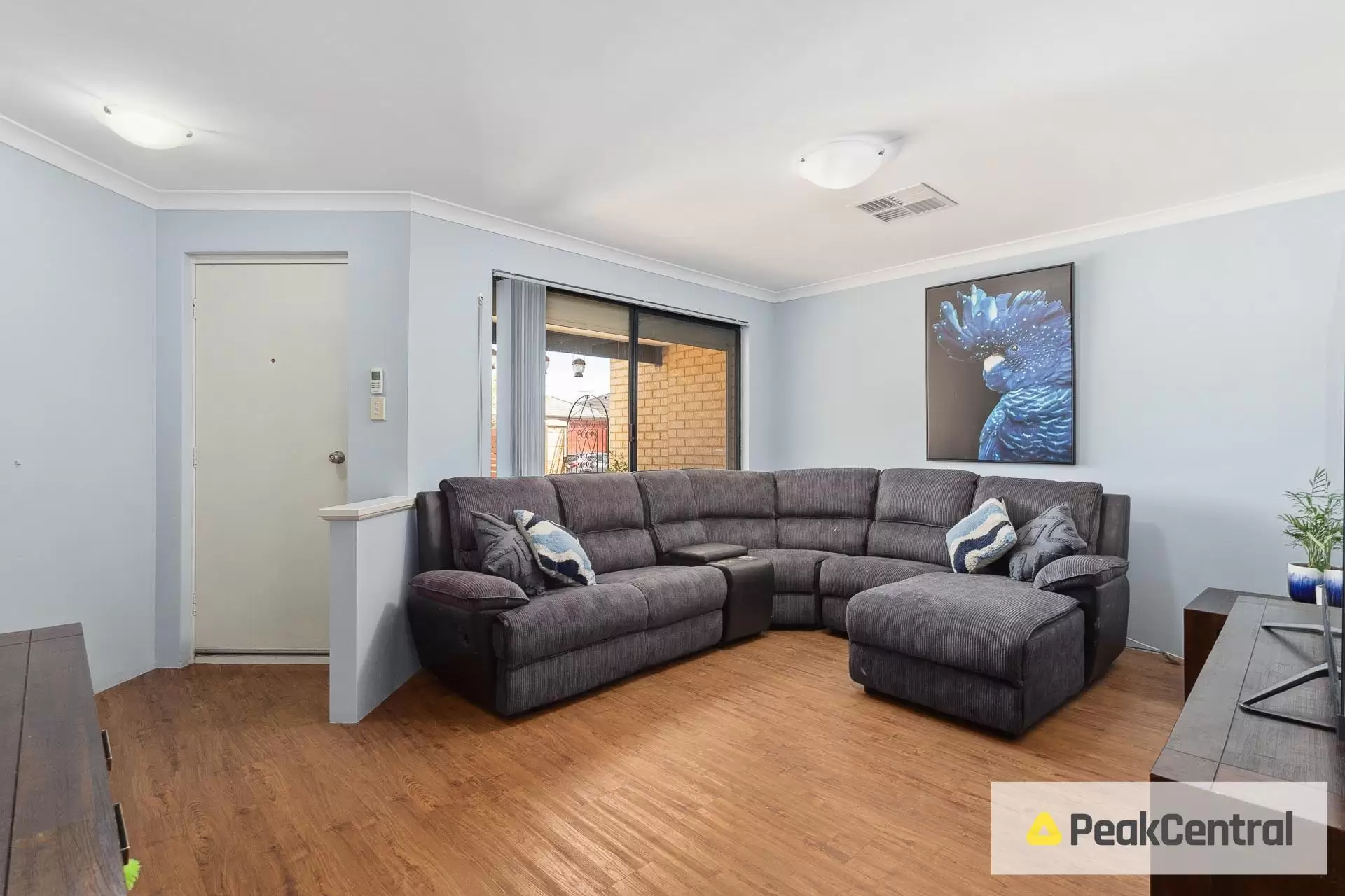 9 Lucky Bay Road, Secret Harbour Leased by Peak Central Property Group - image 2
