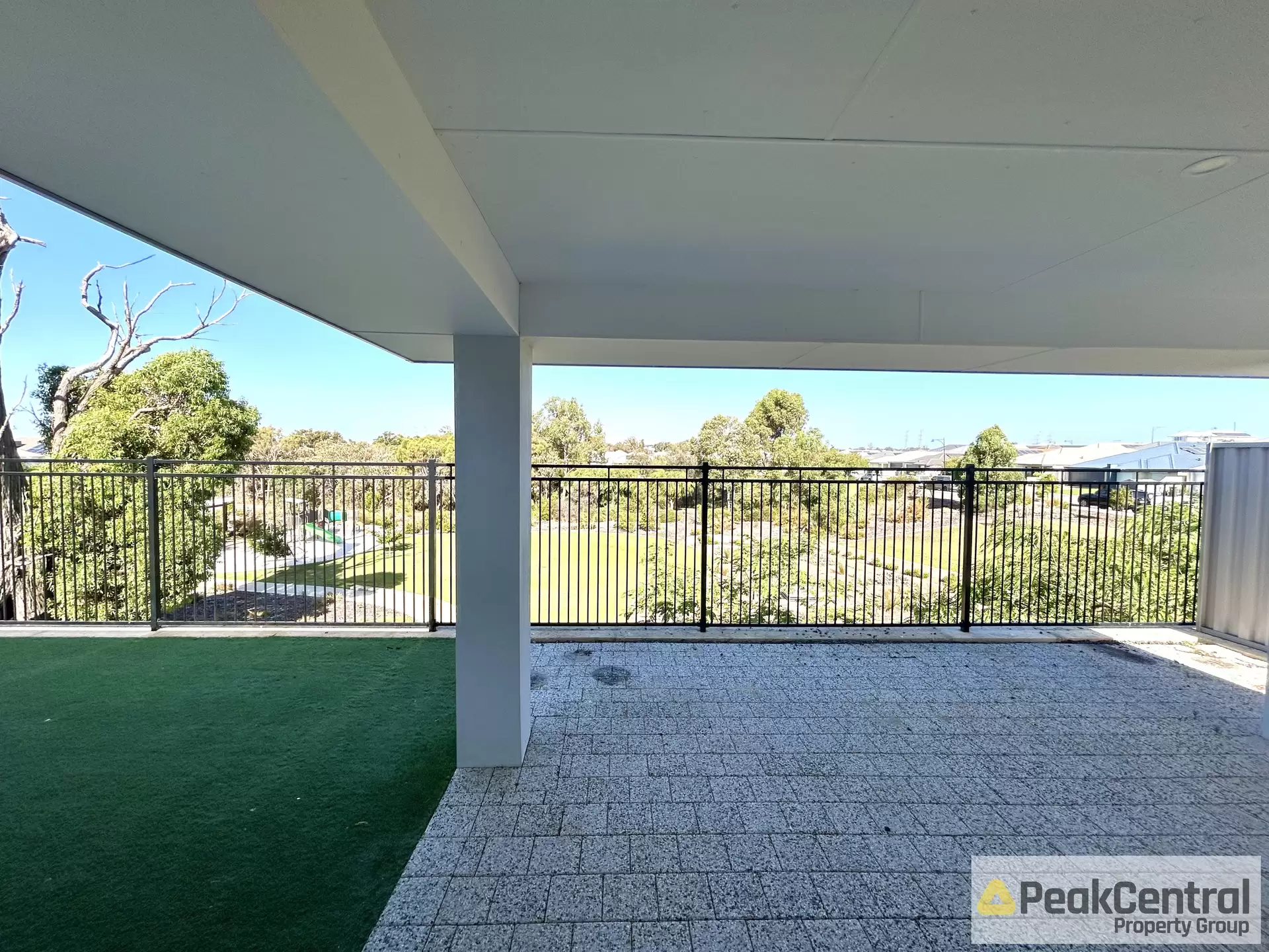 9 Fragrant Street, Hammond Park Leased by Peak Central Property Group - image 1