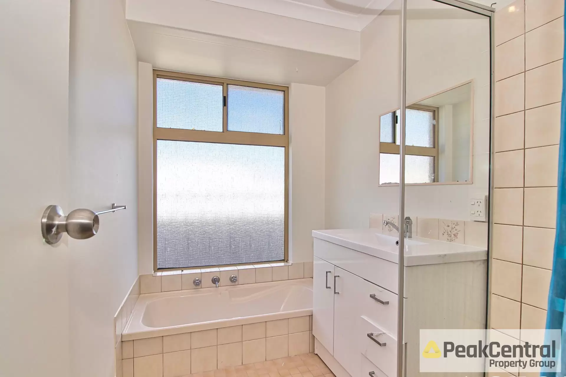28 Ellendale Street, Golden Bay Leased by Peak Central Property Group - image 1