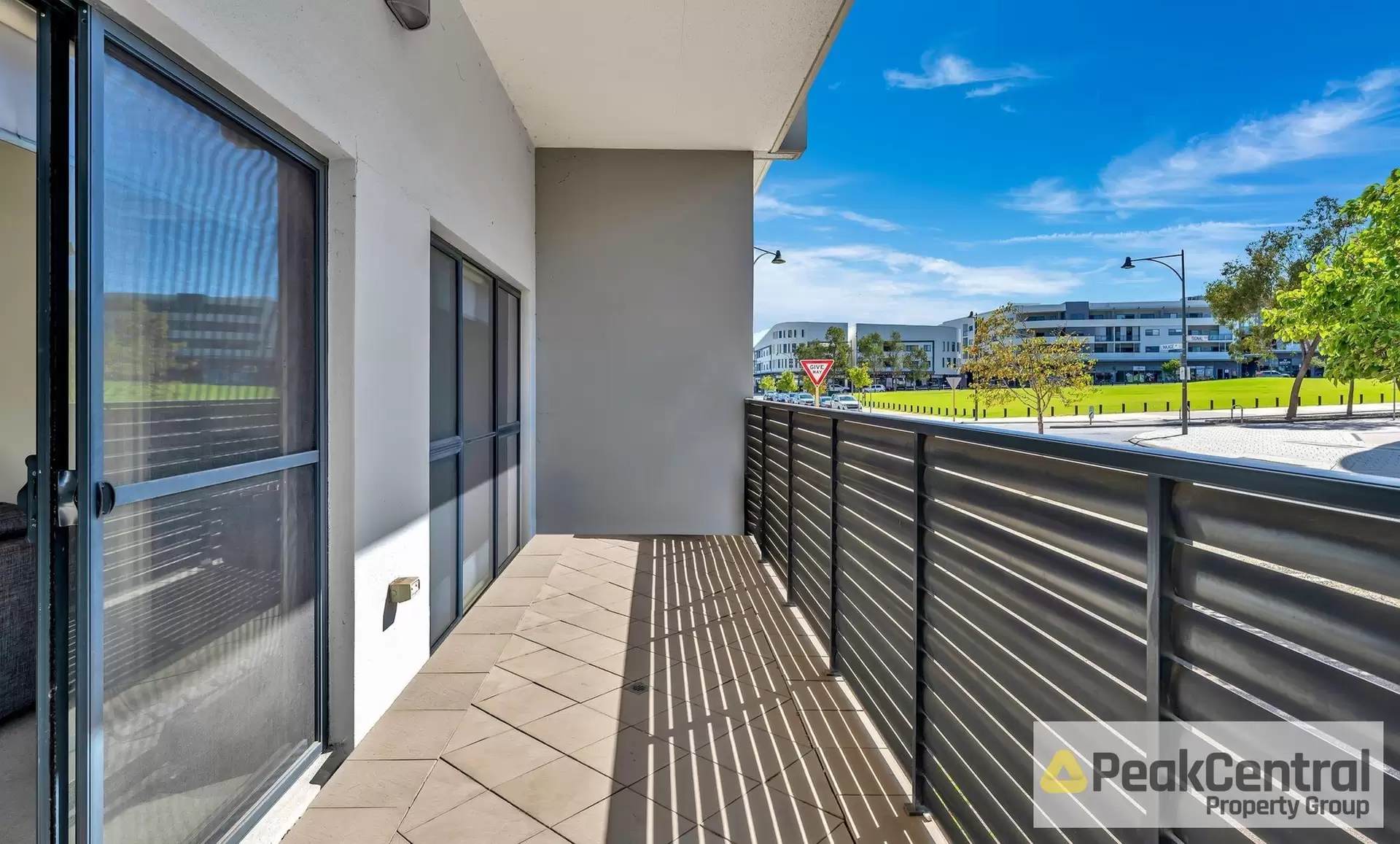 11/9 Linkage Avenue, Cockburn Central Sold by Peak Central Property Group - image 1