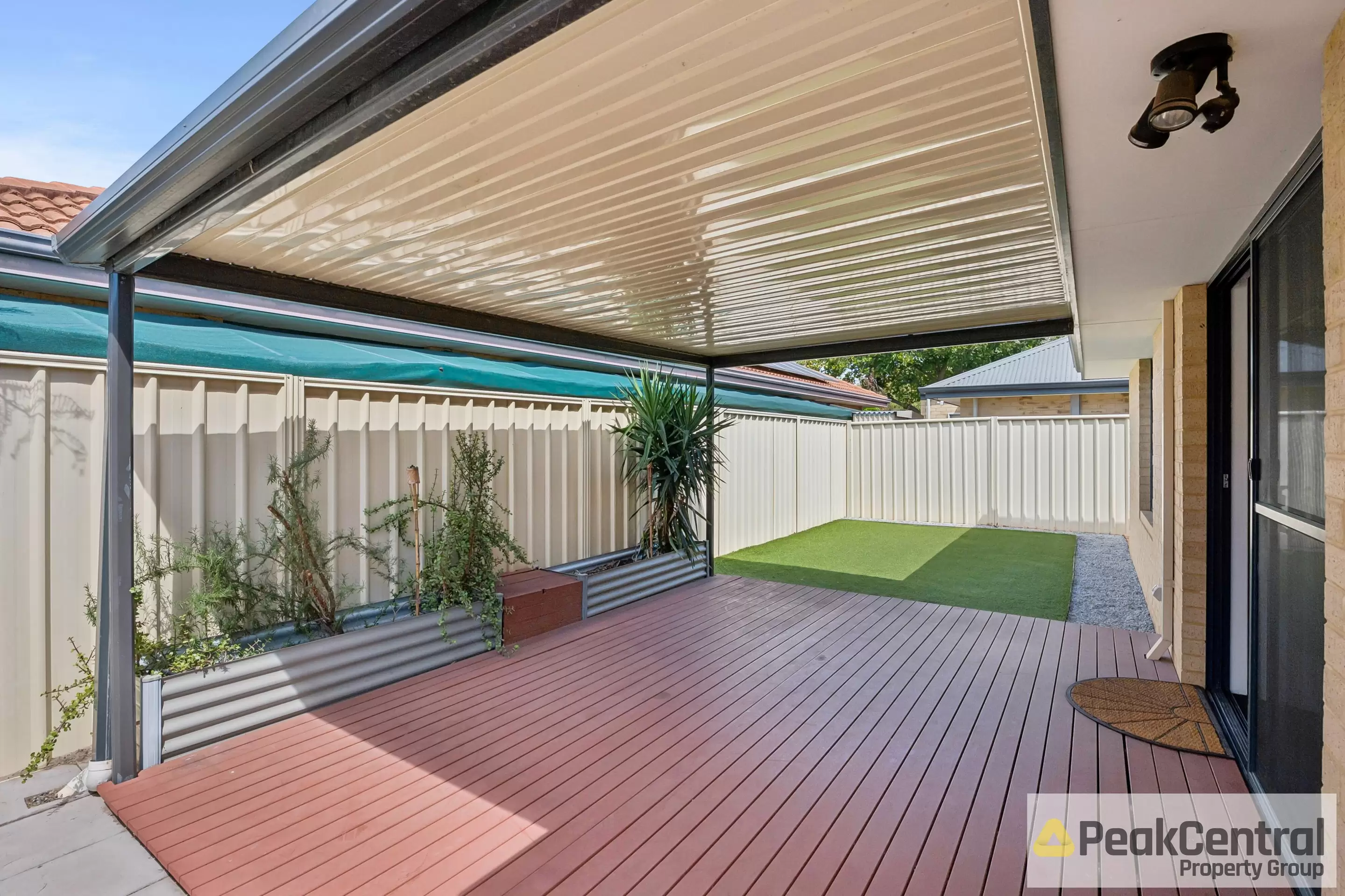 7 Mariposa Gardens, Success Leased by Peak Central Property Group - image 14