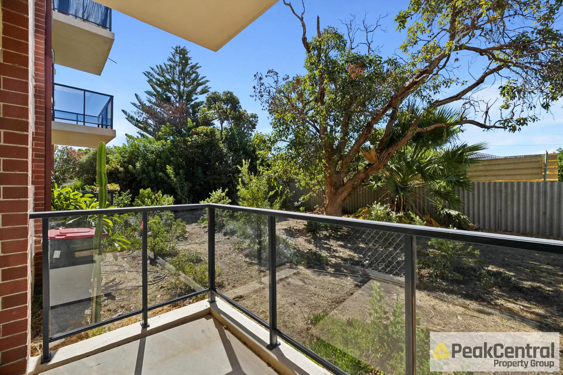 2/37 Paulik Way, Hamilton Hill Sold by Peak Central Property Group - image 1