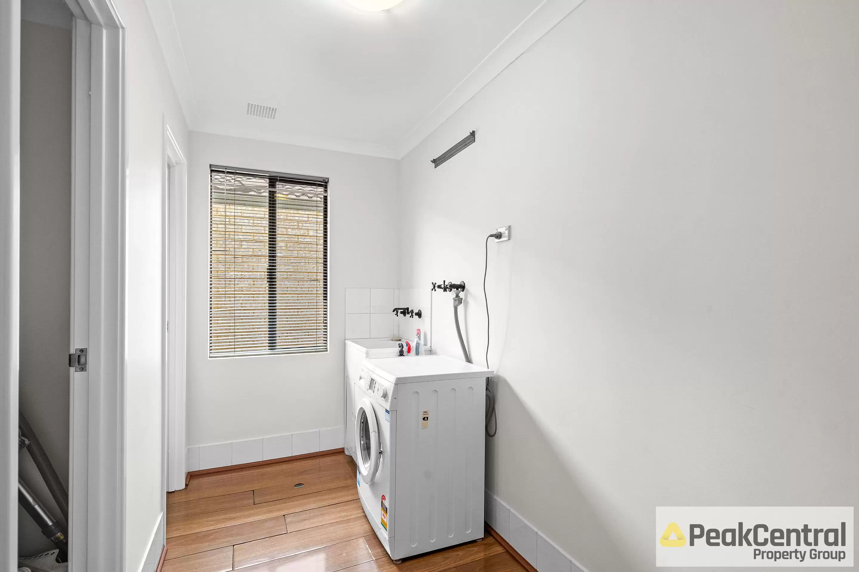 7 Yarra Promenade, Hammond Park Leased by Peak Central Property Group - image 16