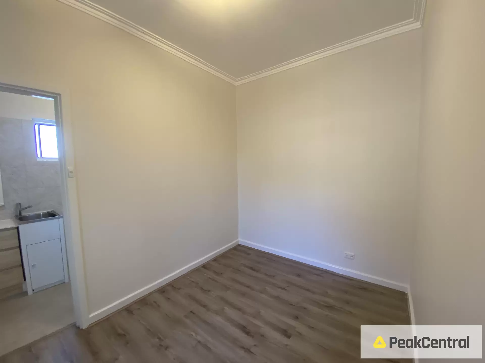 B/66 Frederick Road, Hamilton Hill Leased by Peak Central Property Group - image 1