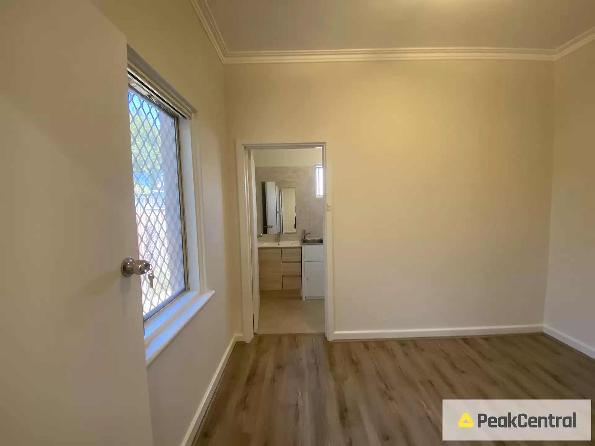 B/66 Frederick Road, Hamilton Hill Leased by Peak Central Property Group - image 1