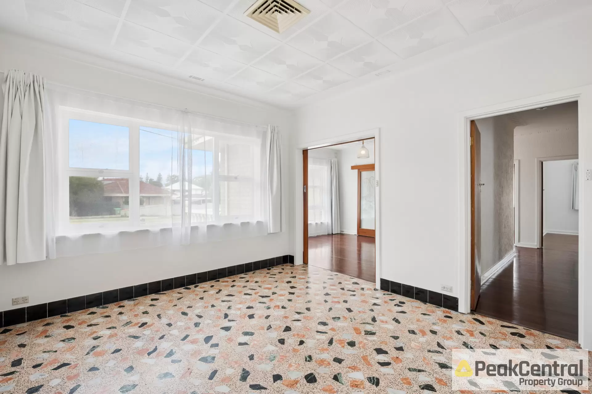 89 Swanbourne Street, Fremantle Leased by Peak Central Property Group - image 1