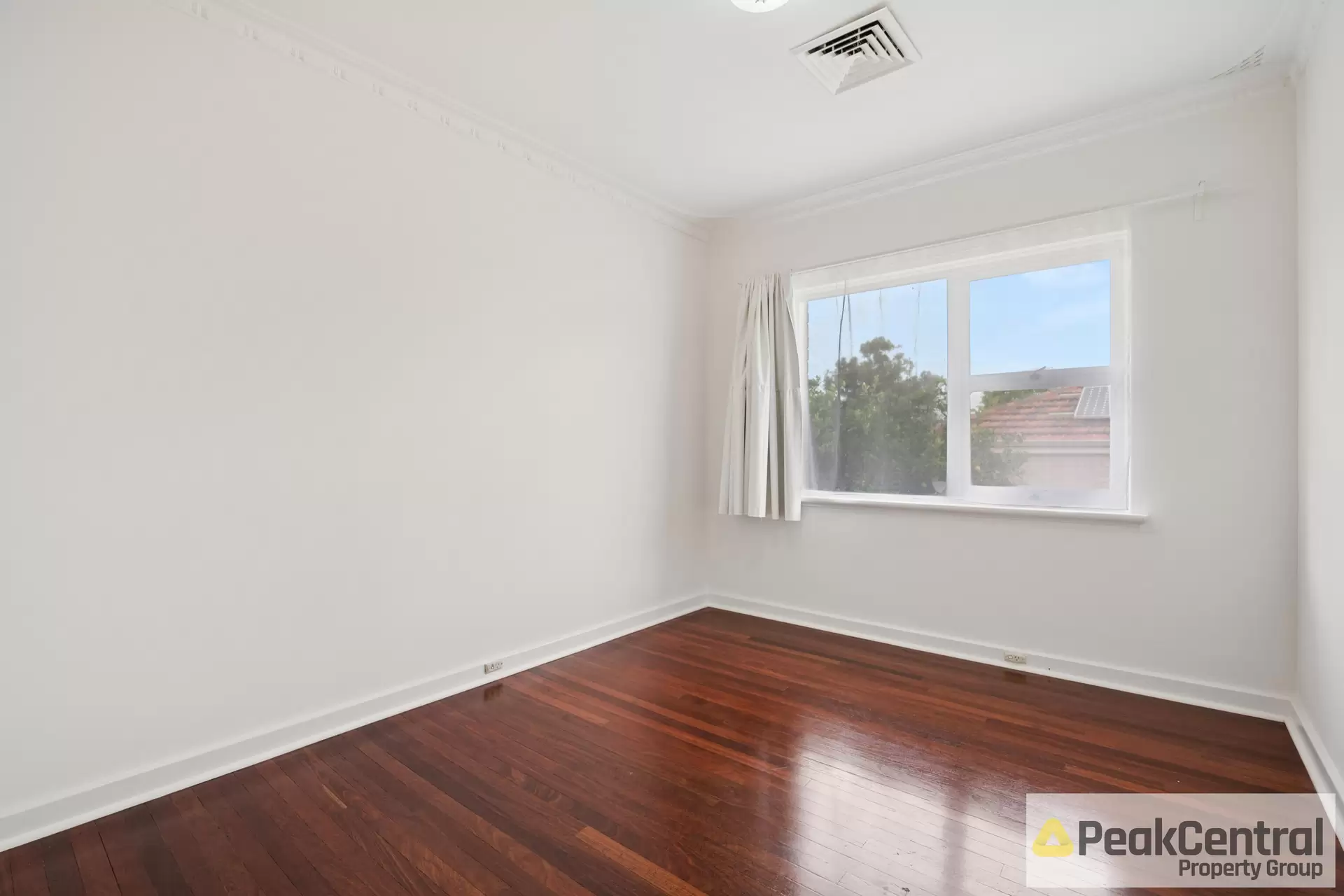 89 Swanbourne Street, Fremantle Leased by Peak Central Property Group - image 1