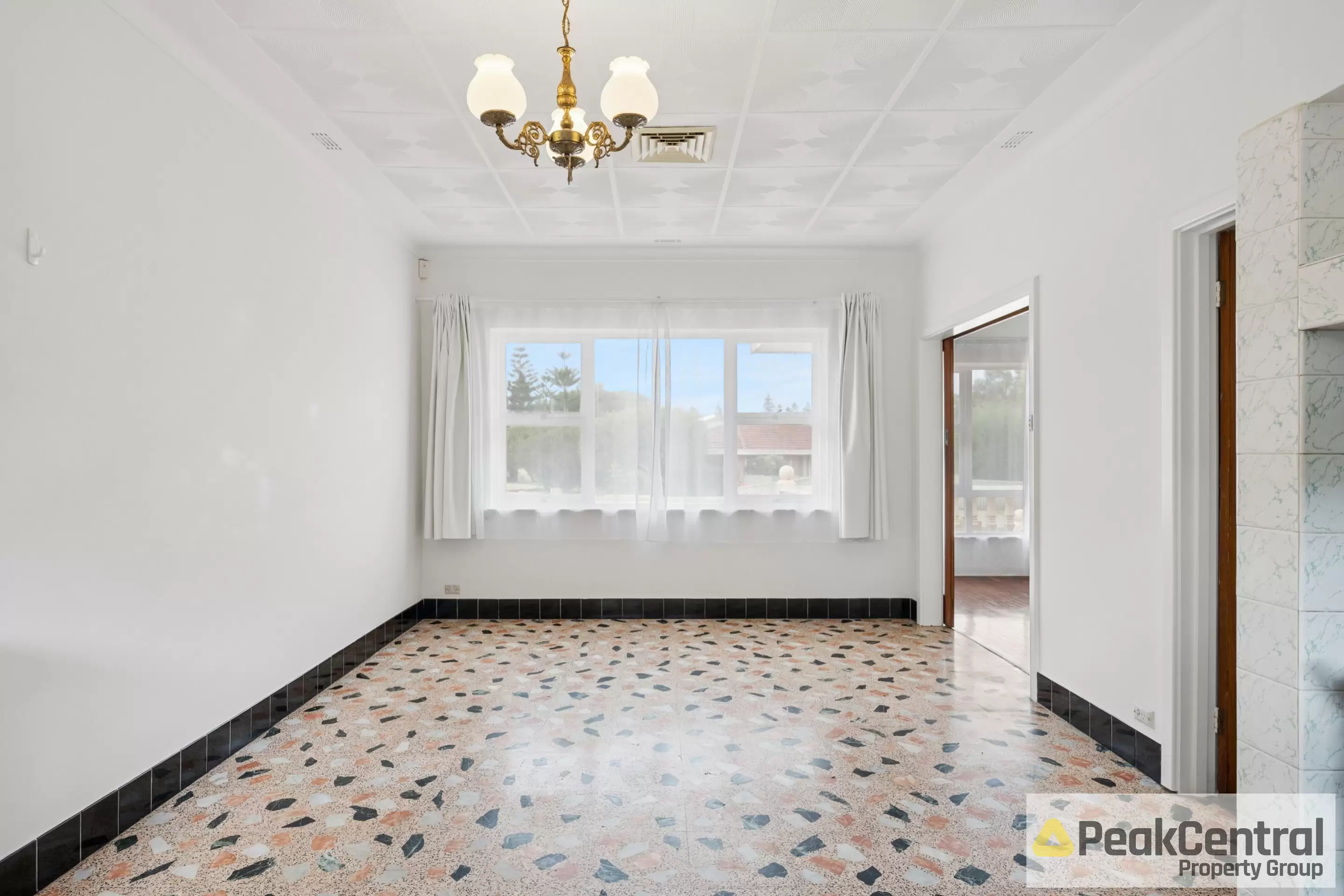89 Swanbourne Street, Fremantle Leased by Peak Central Property Group - image 4