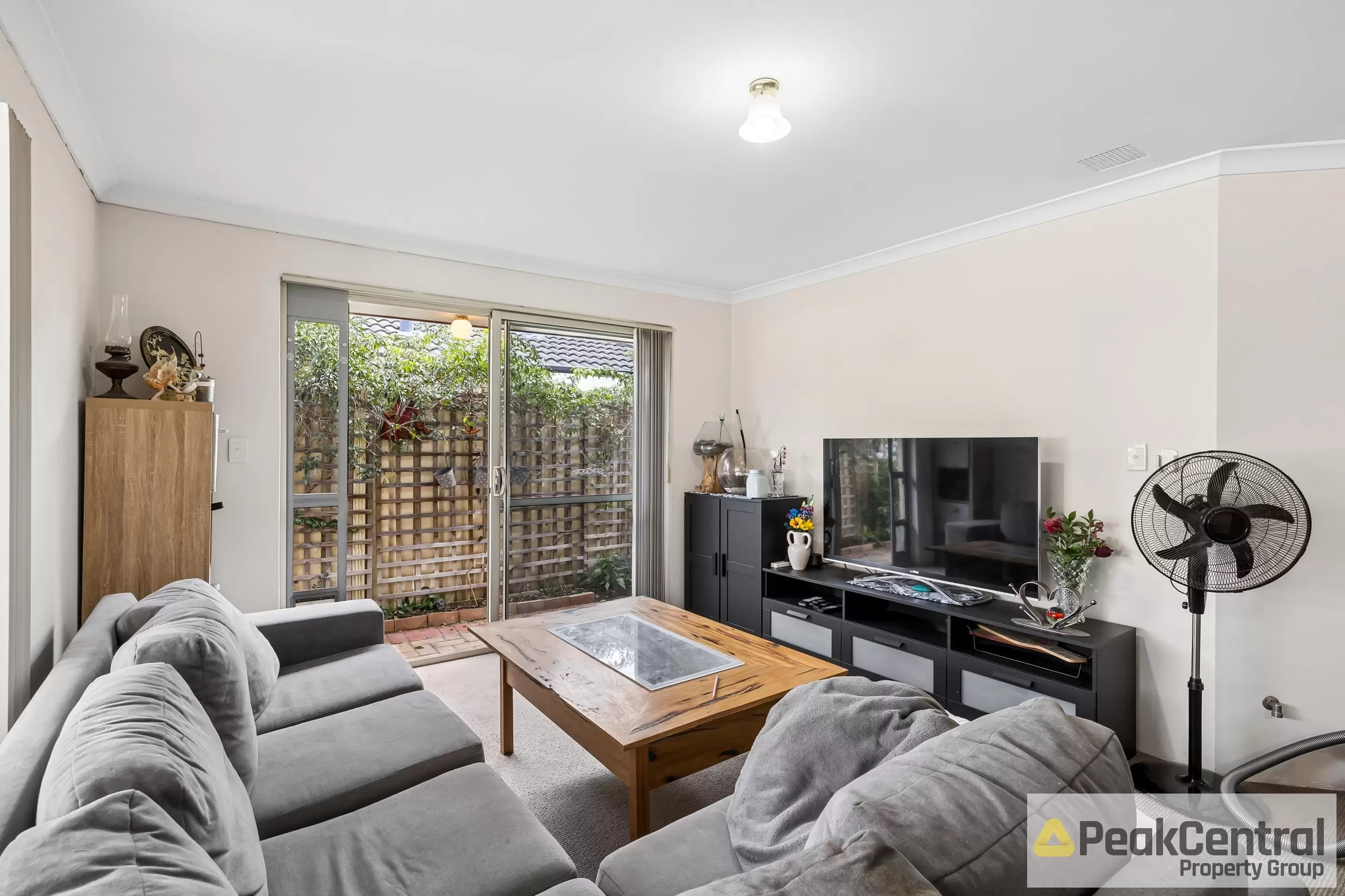 10/10 Peach Tree Way, Forrestfield Sold by Peak Central Property Group - image 12