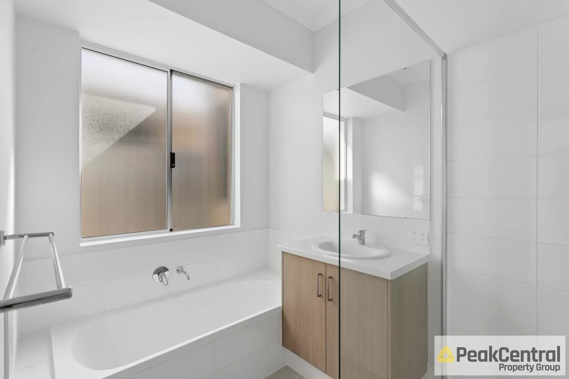 27 Azzurra Loop, Two Rocks Leased by Peak Central Property Group - image 1