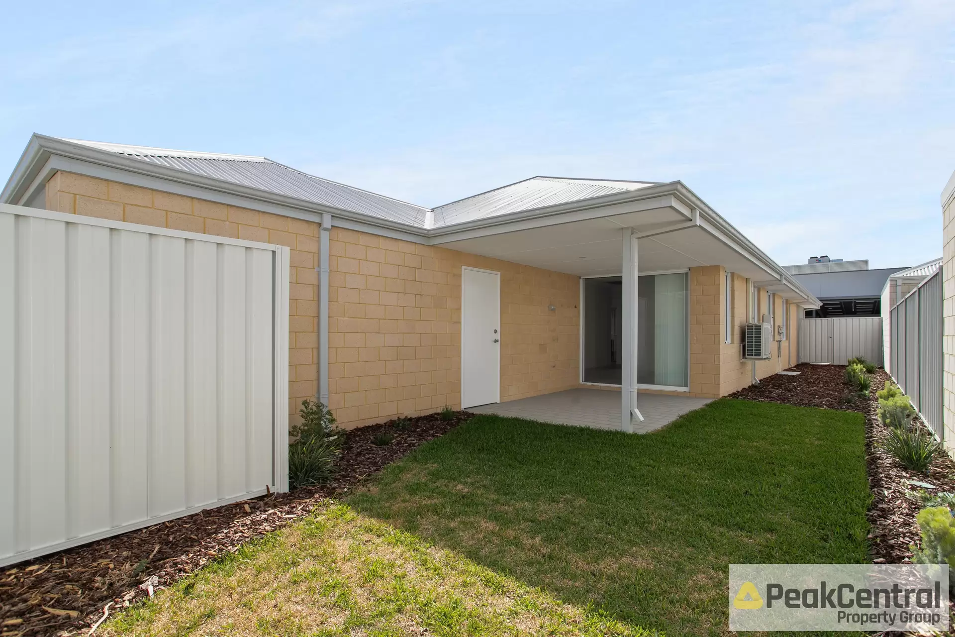 27 Azzurra Loop, Two Rocks Leased by Peak Central Property Group - image 1