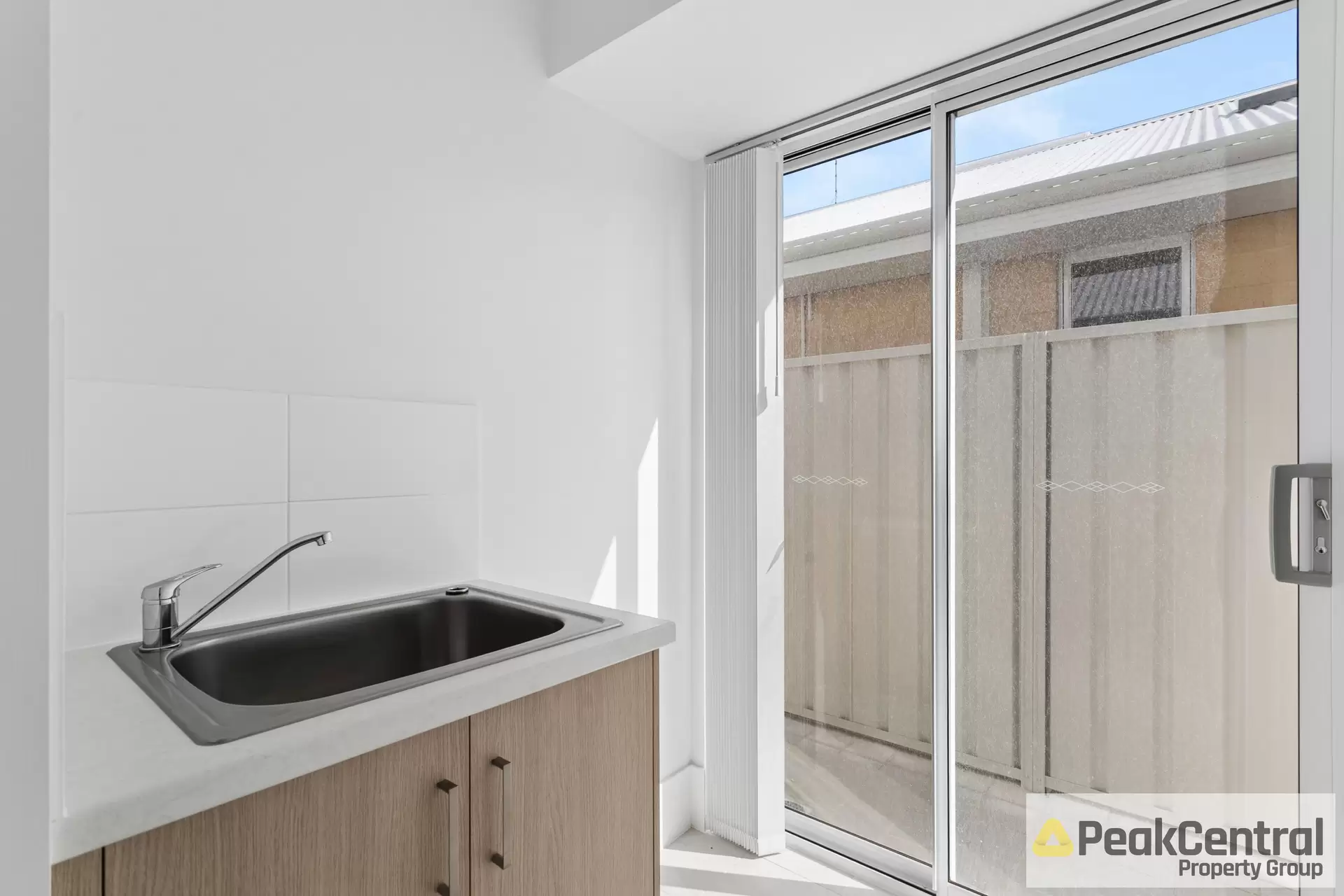 27 Azzurra Loop, Two Rocks Leased by Peak Central Property Group - image 1