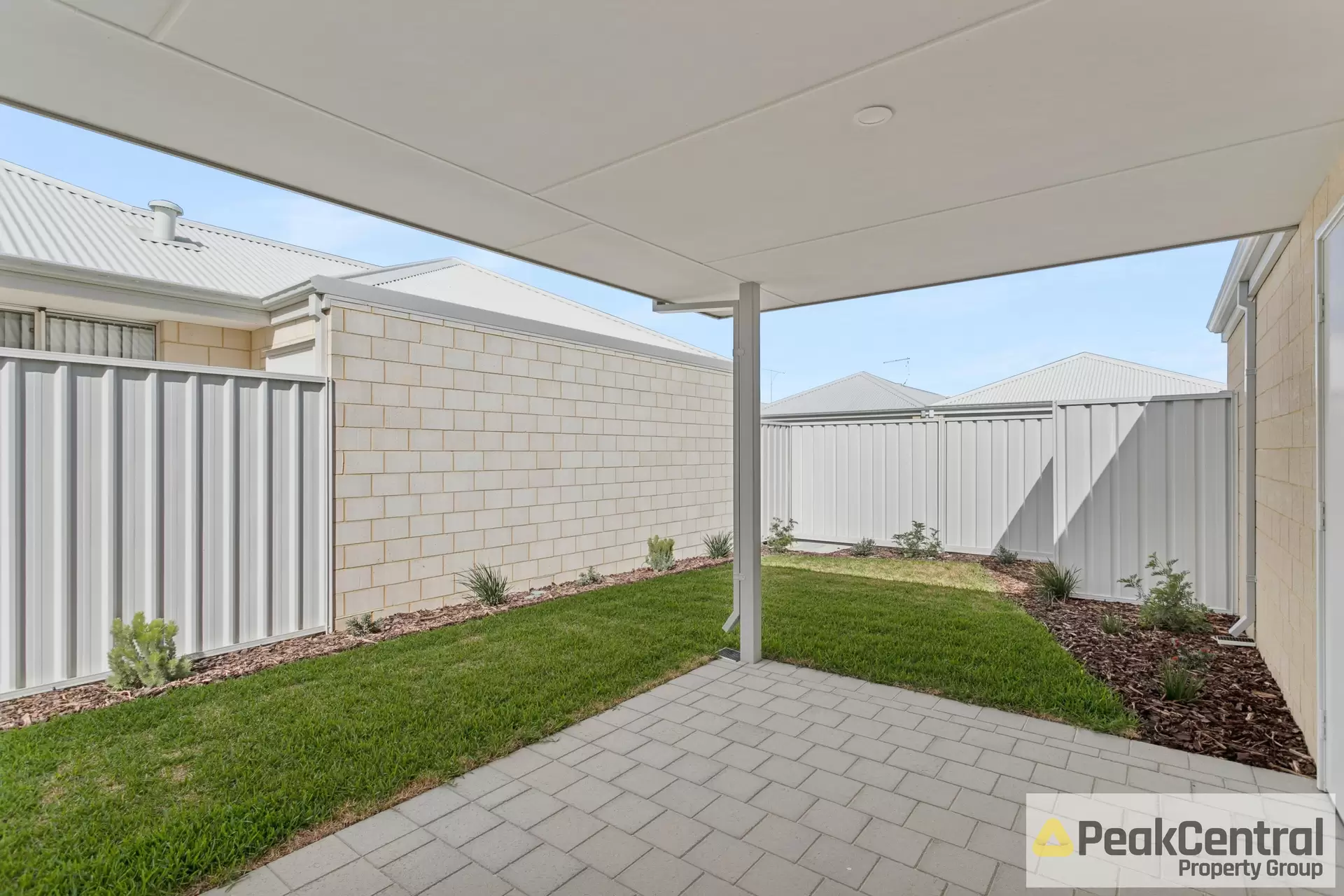 27 Azzurra Loop, Two Rocks Leased by Peak Central Property Group - image 1