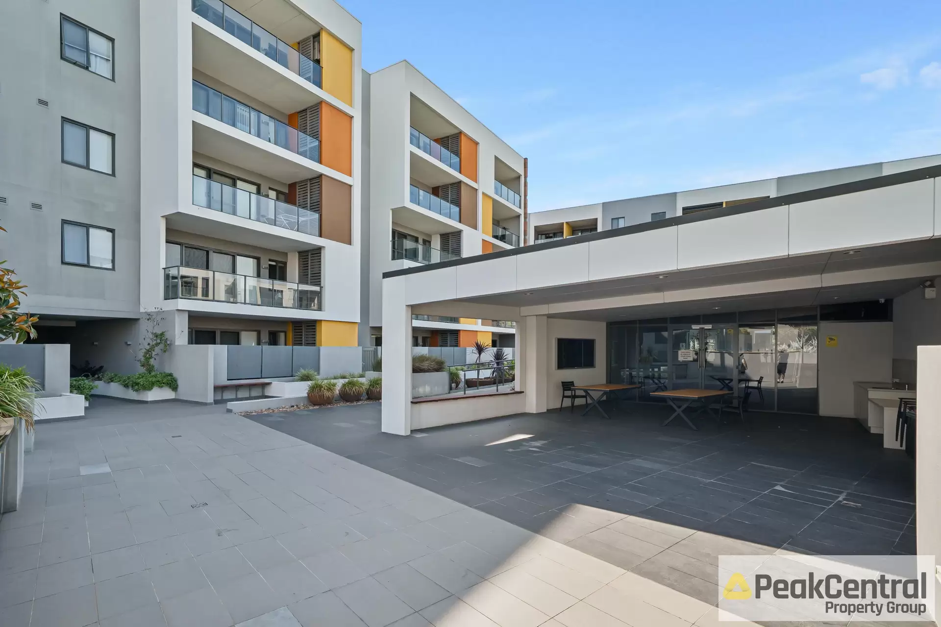 159/2 Signal Terrace, Cockburn Central Sold by Peak Central Property Group - image 1