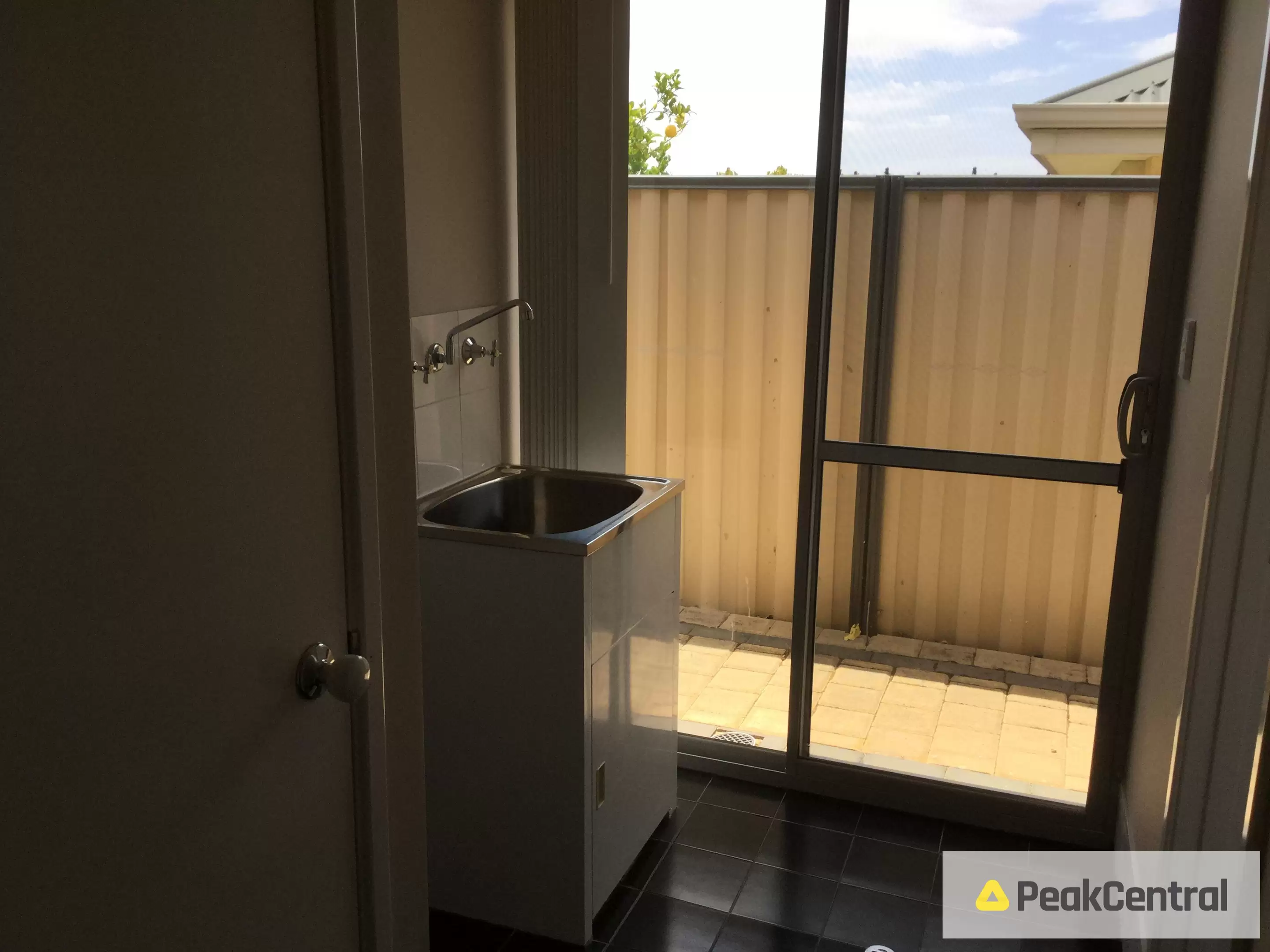 324 Lyon Road, Aubin Grove Leased by Peak Central Property Group - image 13
