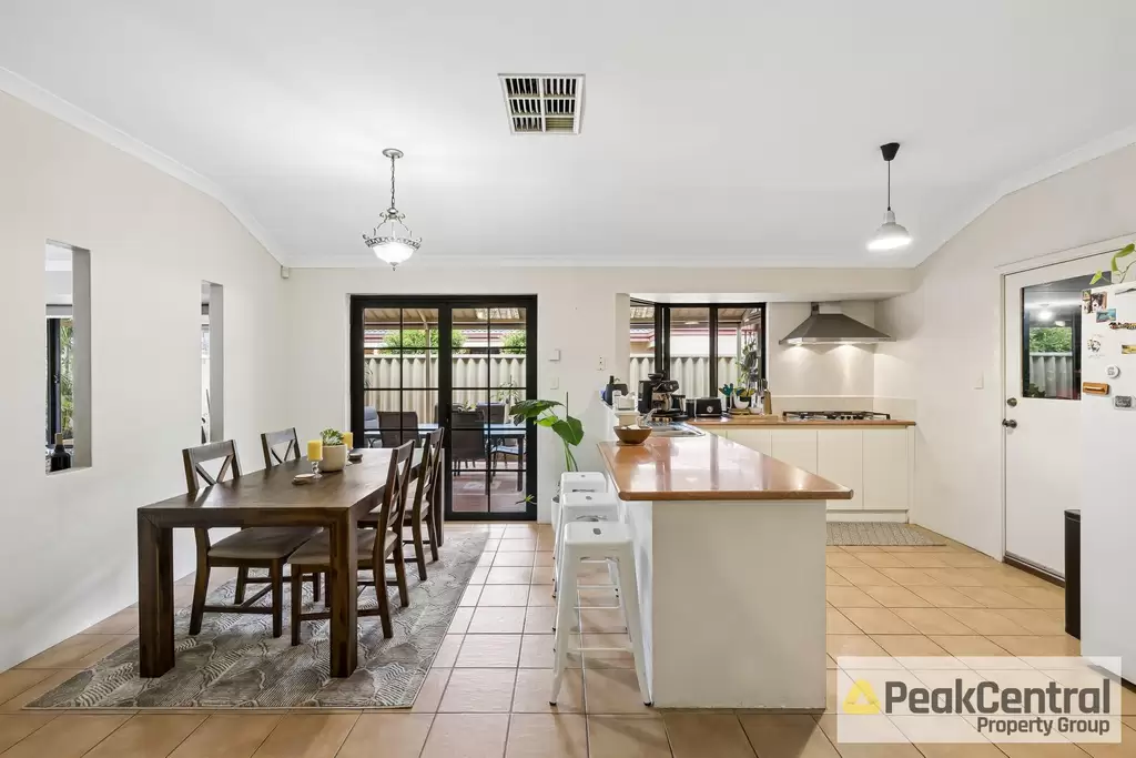 23 Avon Crescent, Atwell Sold by Peak Central Property Group
