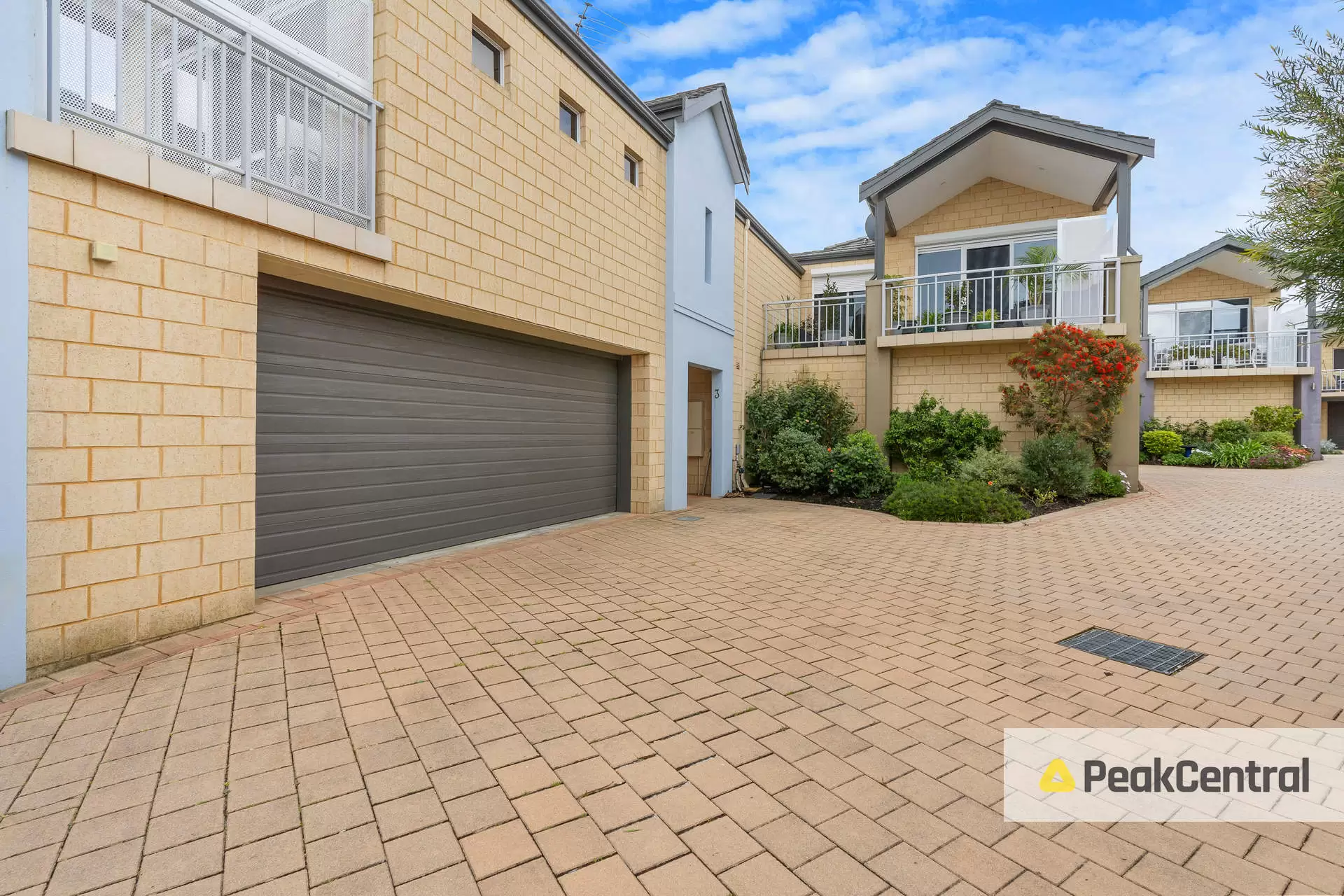 3/191 Rockingham Beach Road, Rockingham Sold by Peak Central Property Group - image 2
