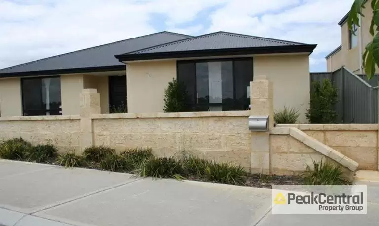 413 Lambeth Circle, Wellard Leased by Peak Central Property Group - image 1
