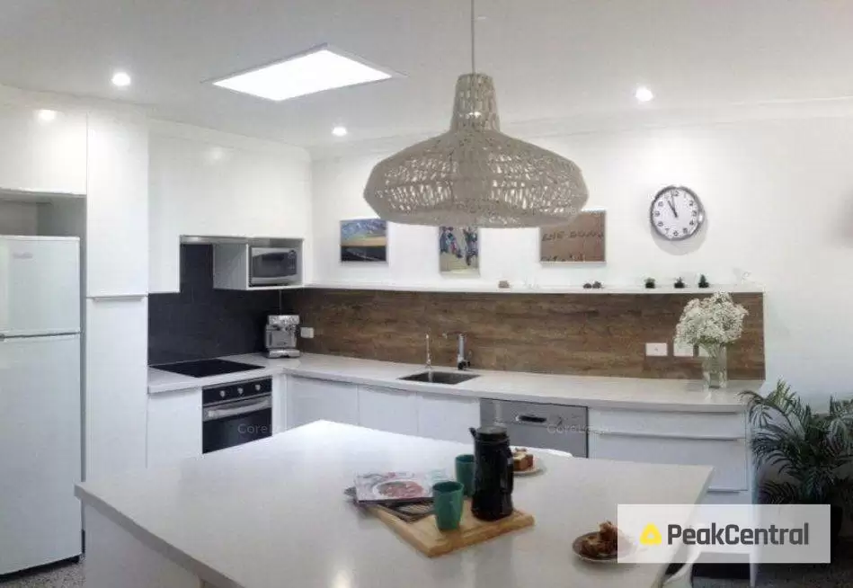 2/136 South Street, White Gum Valley Leased by Peak Central Property Group - image 2
