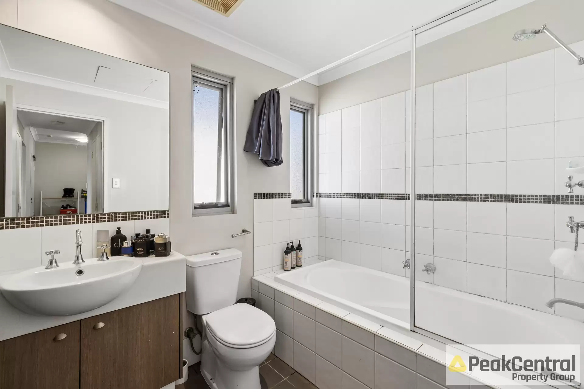 5/9 Ibera Way, Success Sold by Peak Central Property Group - image 1