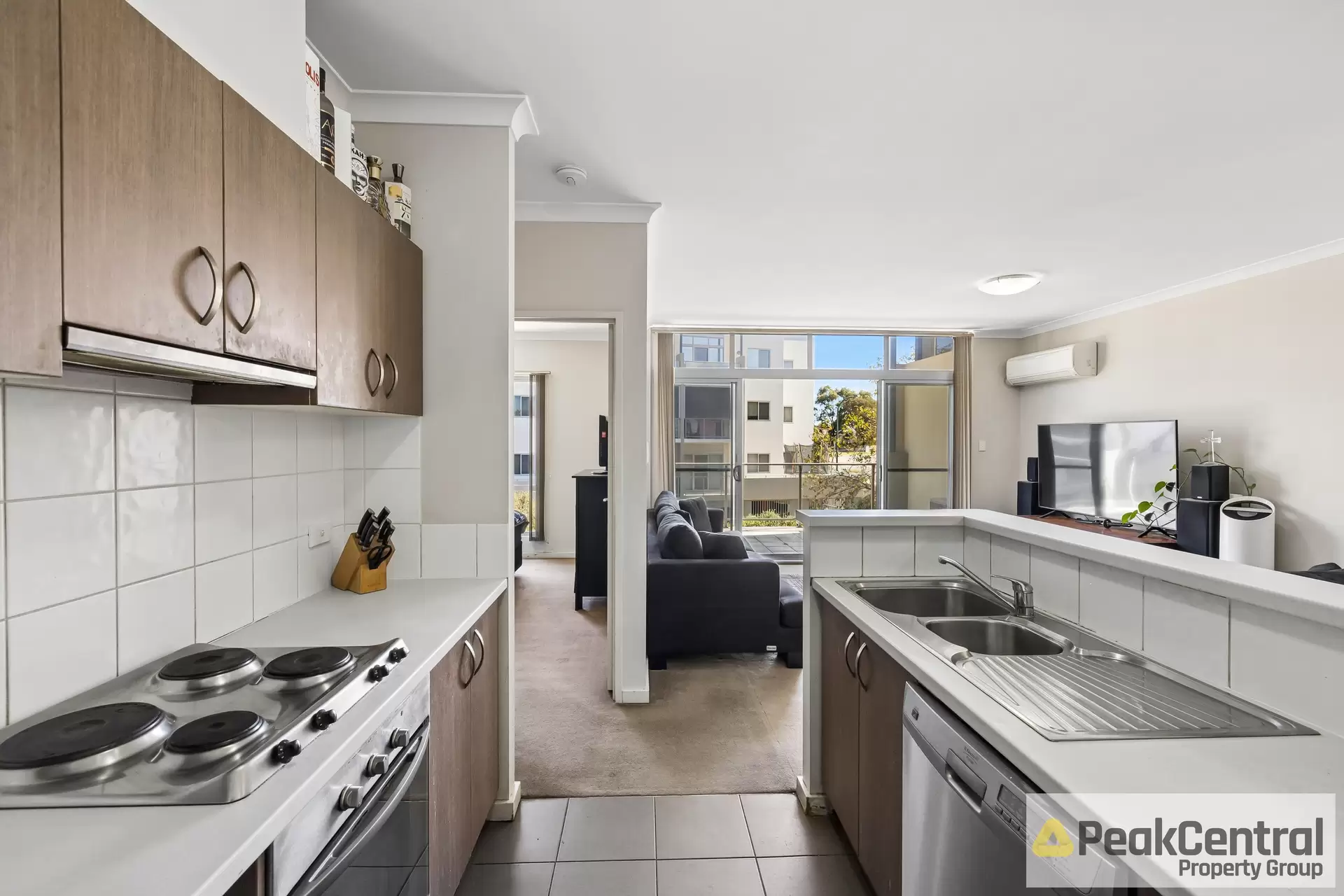 5/9 Ibera Way, Success Sold by Peak Central Property Group - image 1