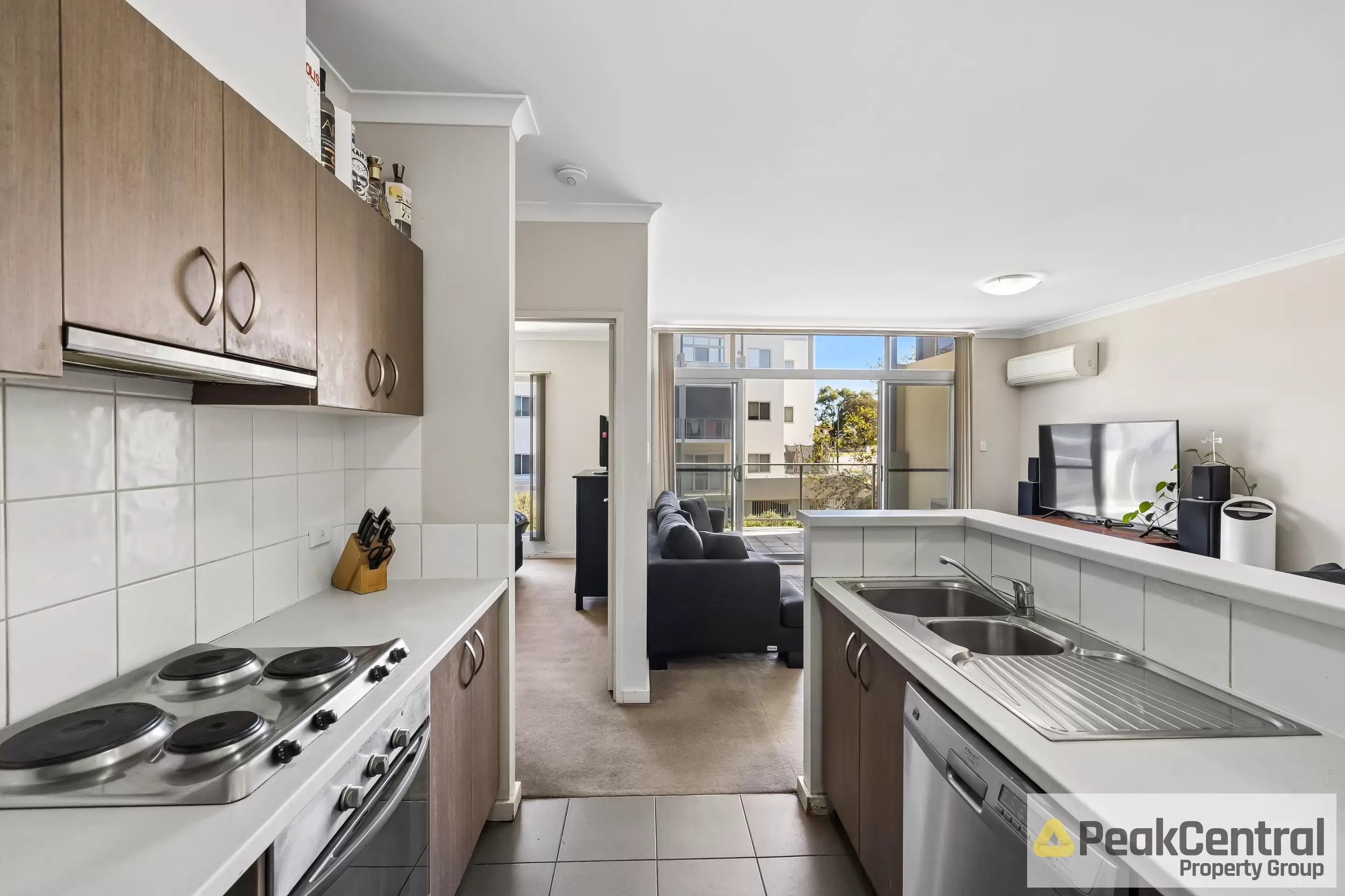 5/9 Ibera Way, Success Sold by Peak Central Property Group - image 2